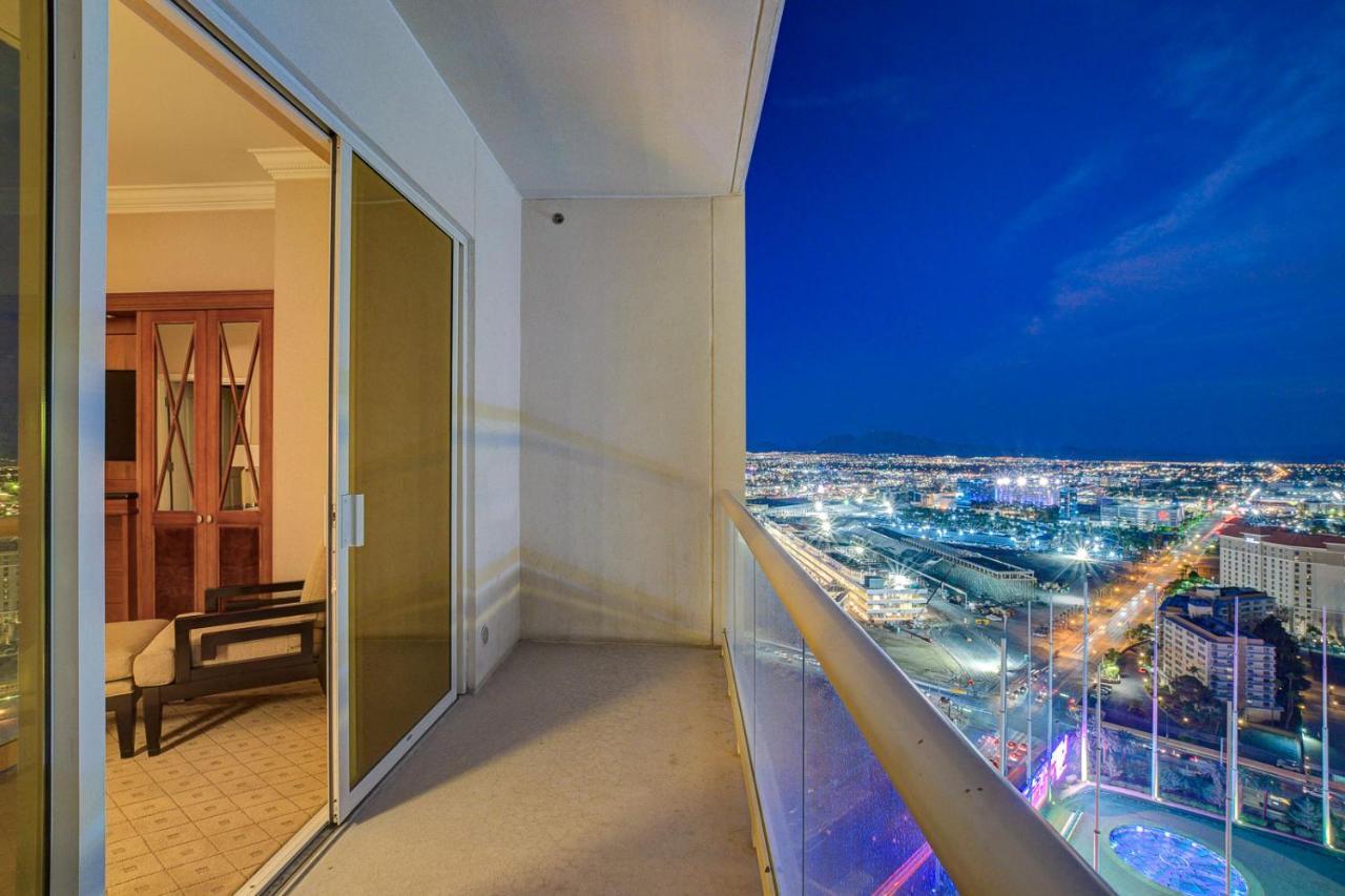 Superior King Suite