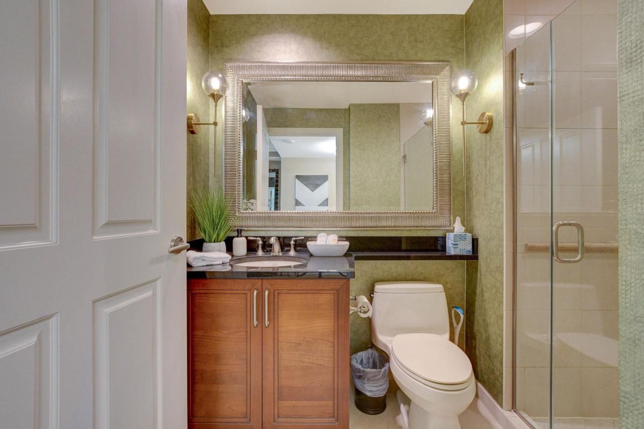 Superior King Suite