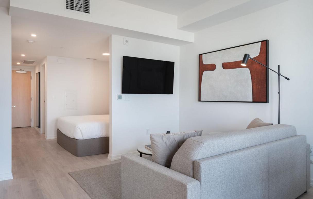 Level Suite