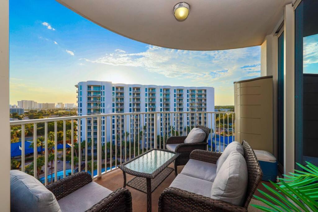 Apartment Pool View