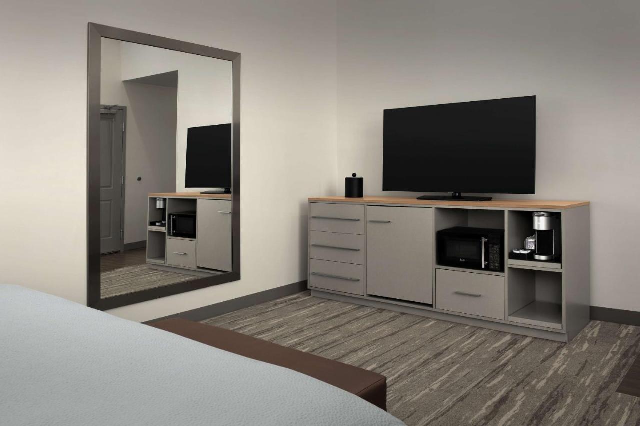 Bungalow King Bed