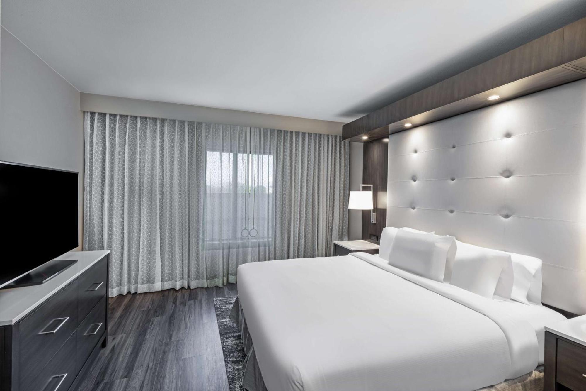 Two-Room King Suite Non-Smoking