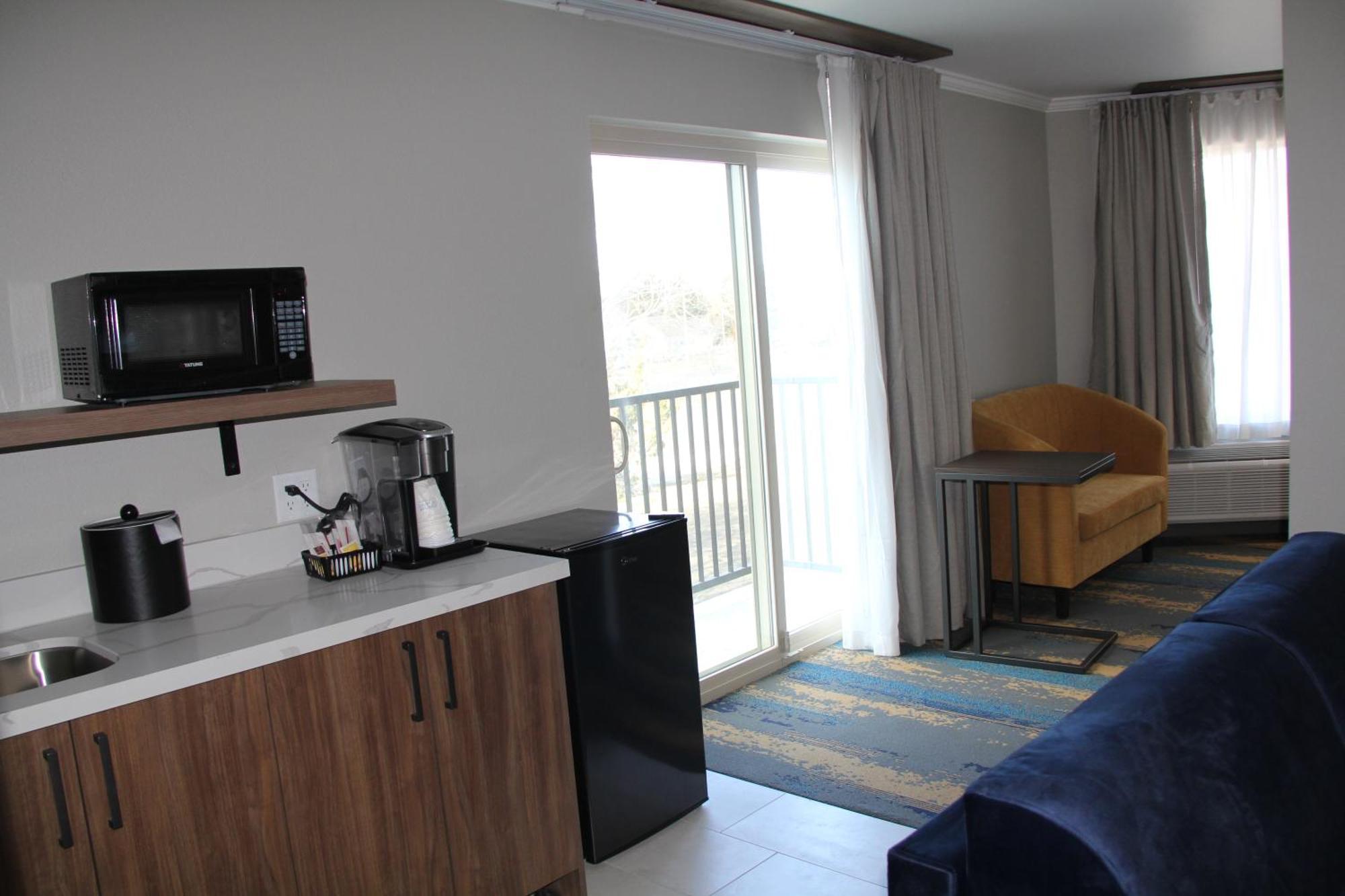 King Studio Suite Non-Smoking