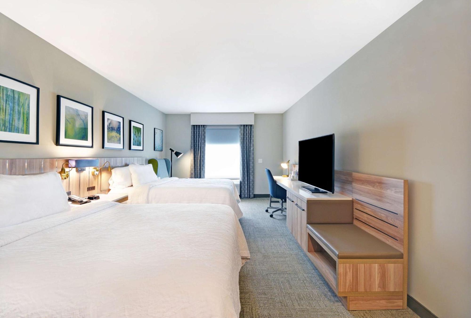 Queen Room Two Queen Beds