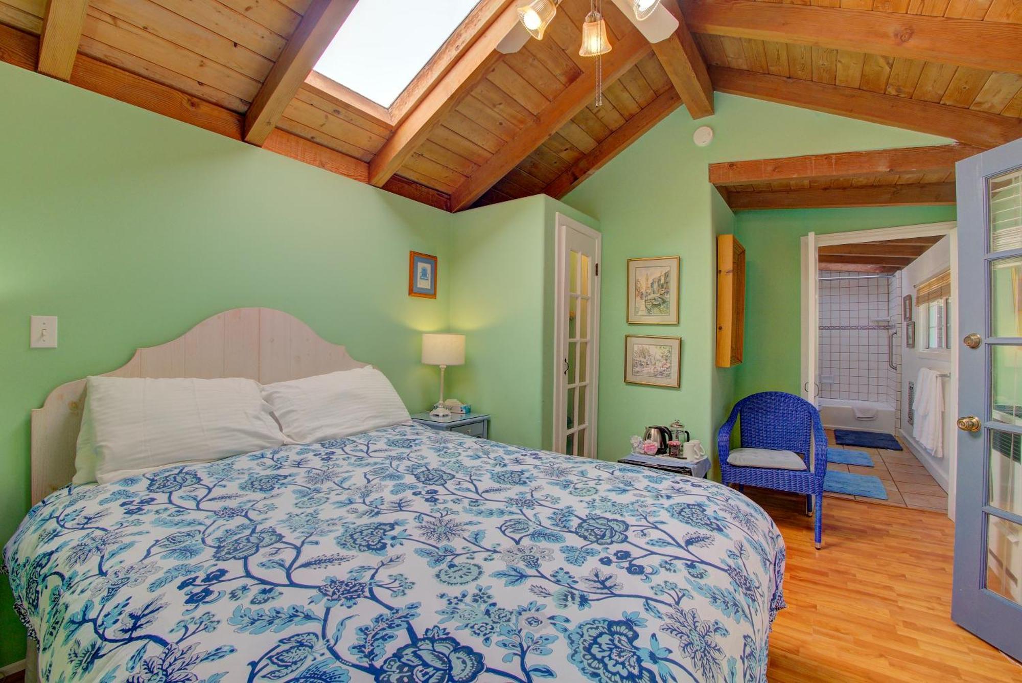 Double Room Garden View