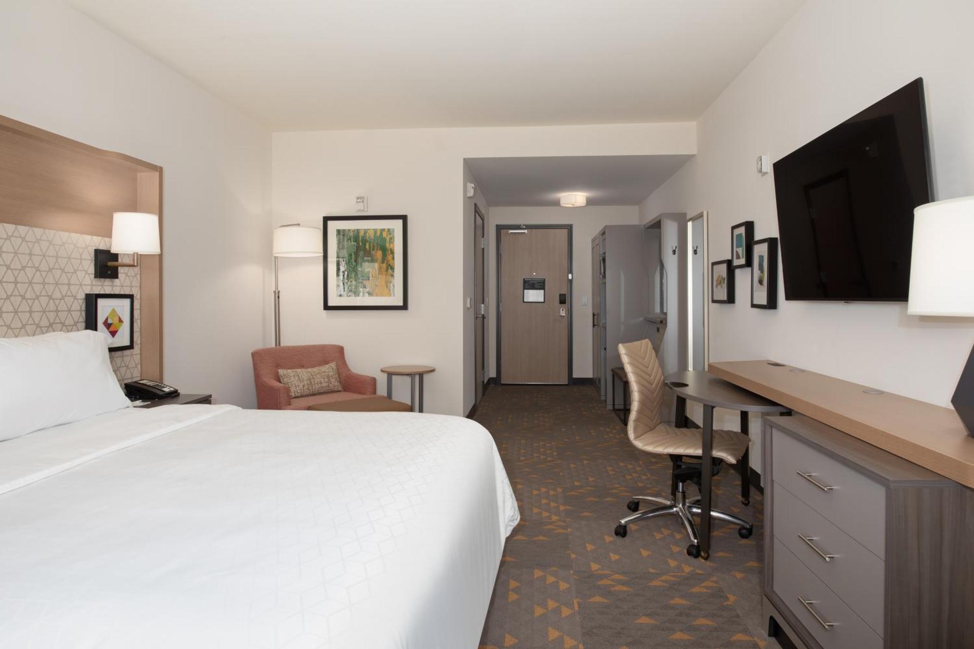 Standard King Room Two King Beds