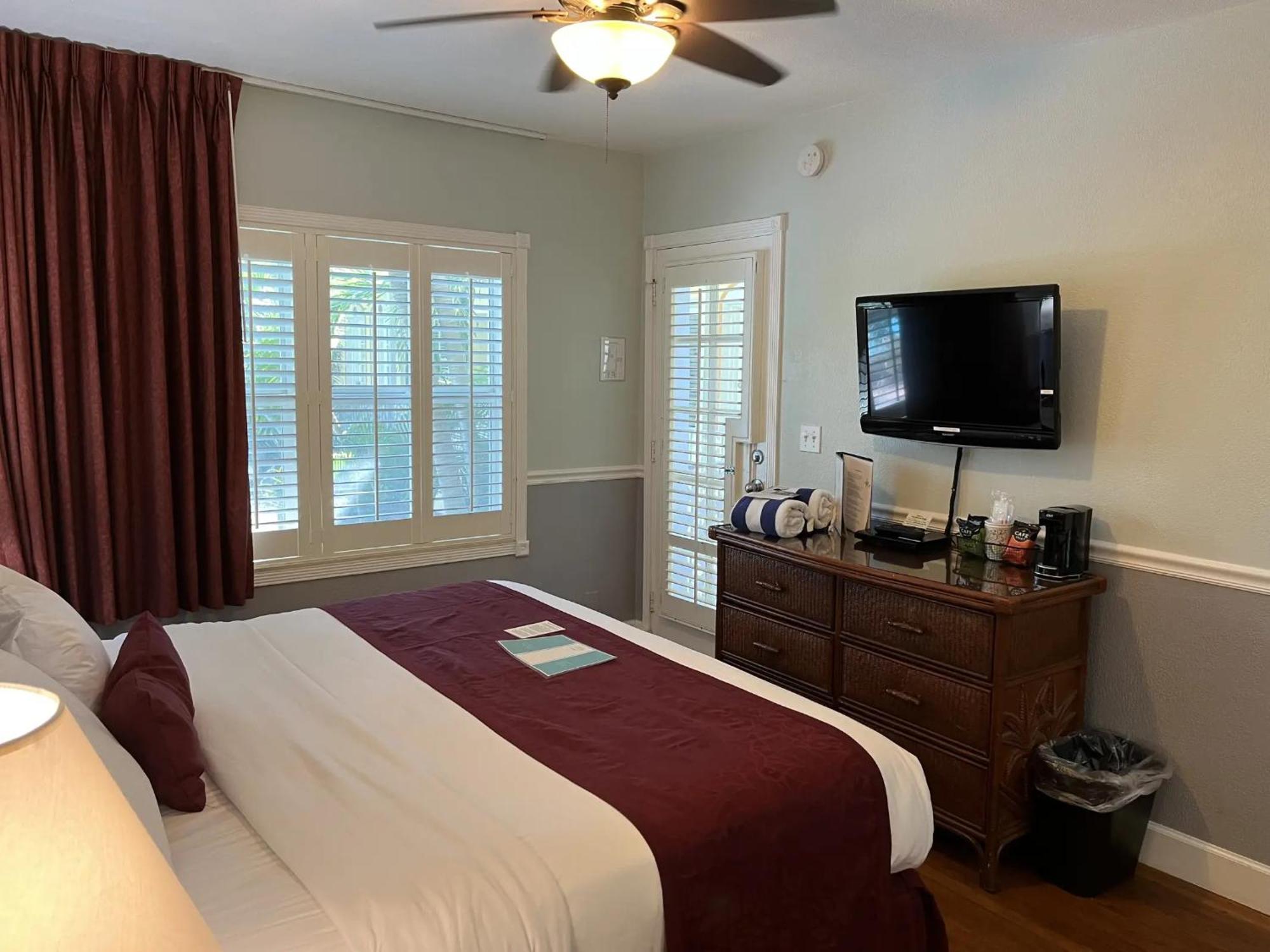 King Room Garden View