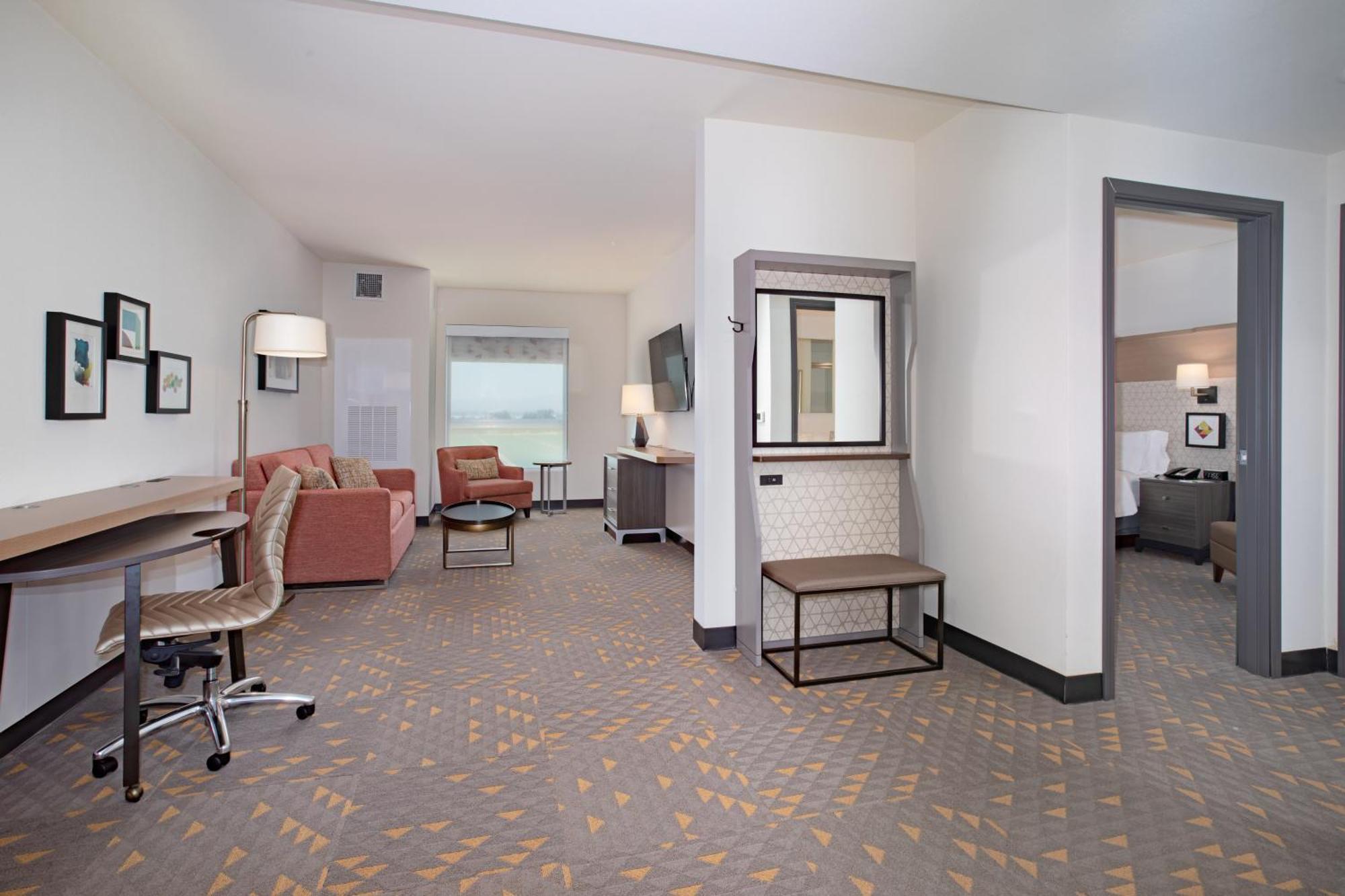 One-Bedroom Suite