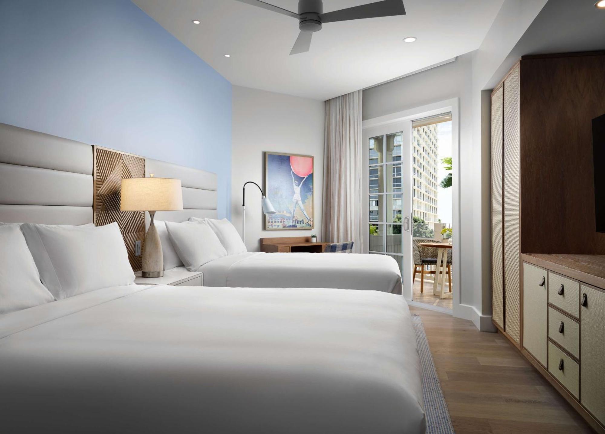 Queen Room Two Queen Beds Bay View