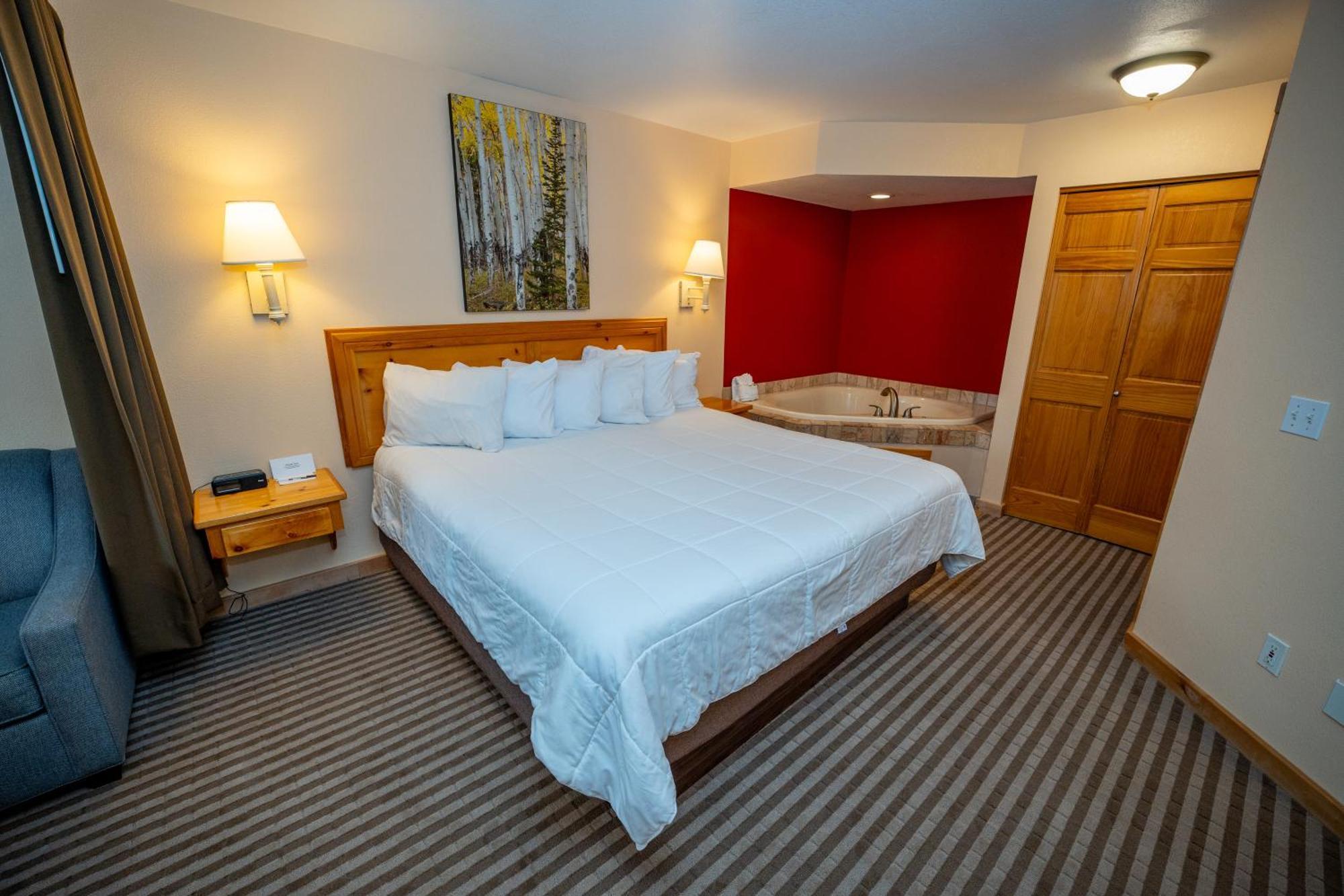 Deluxe King Room