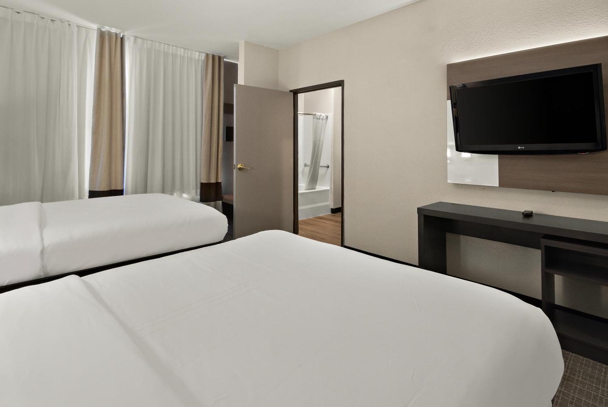 Queen Suite Two Queen Beds Accessible or Non-Smoking