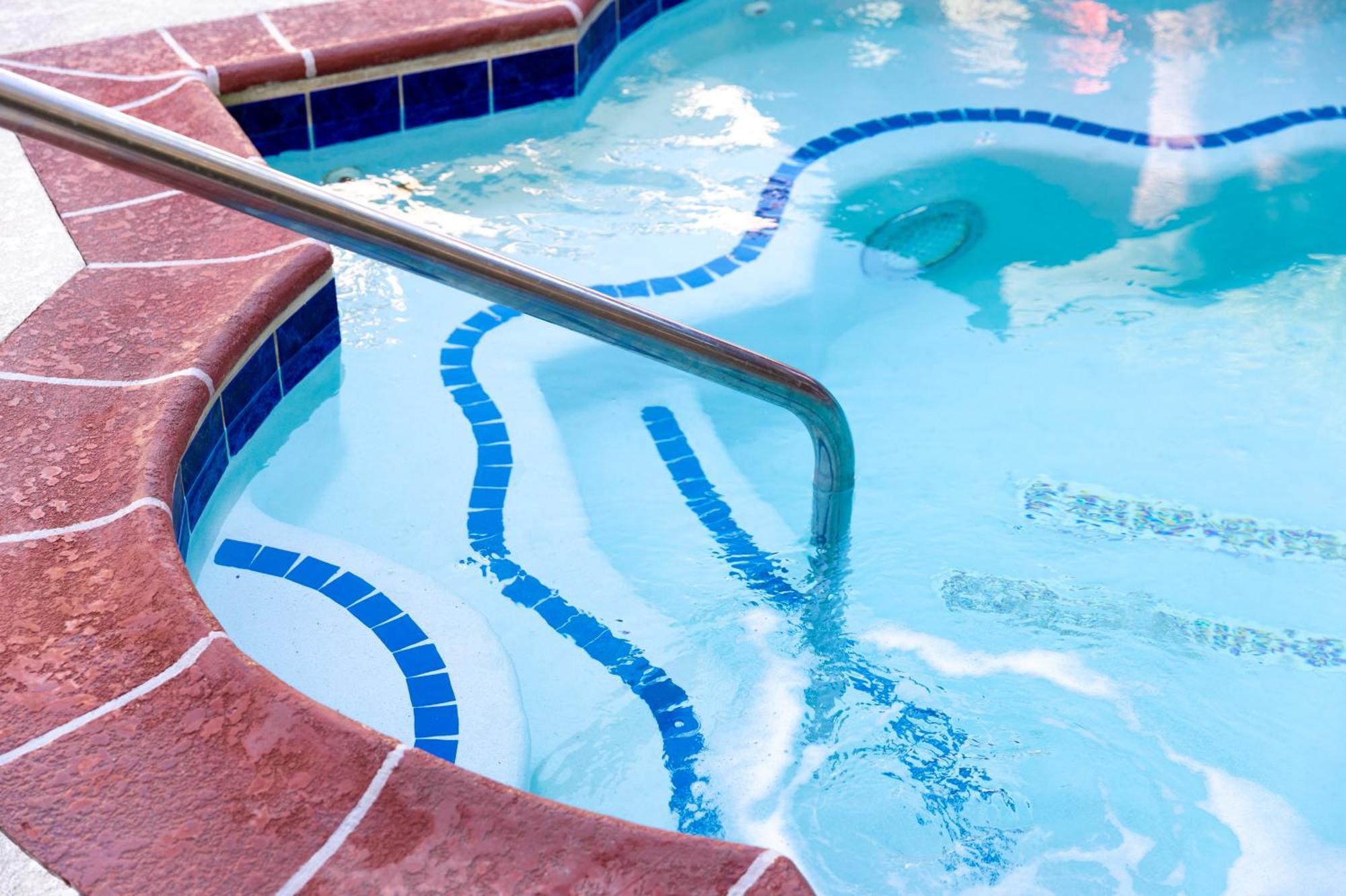 Queen Room Pool View