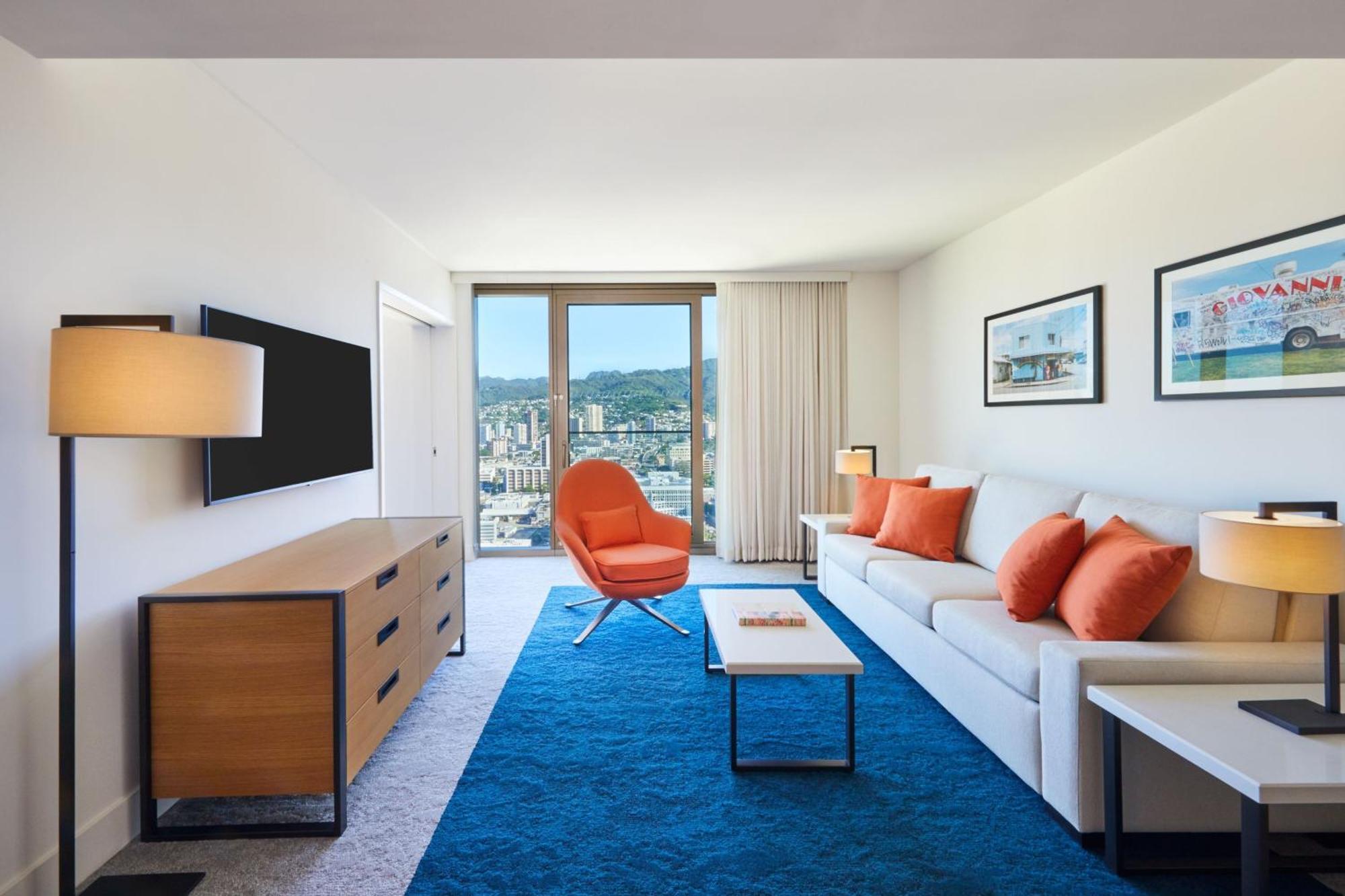 One-Bedroom Residential King Suite Sofa Bed Mountain View