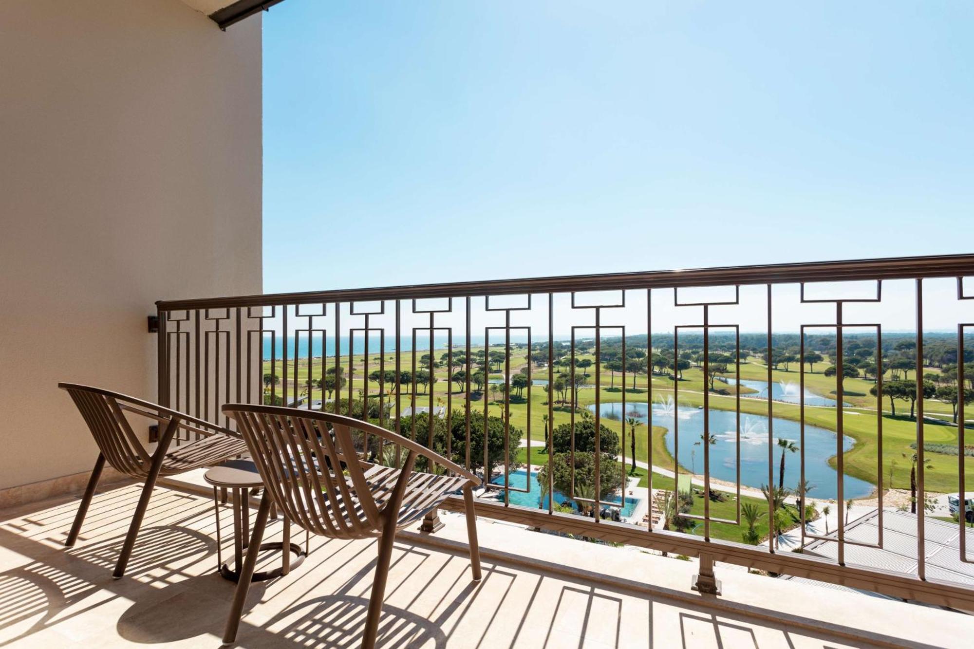 Superior Double or Twin Room with Sea View 12+