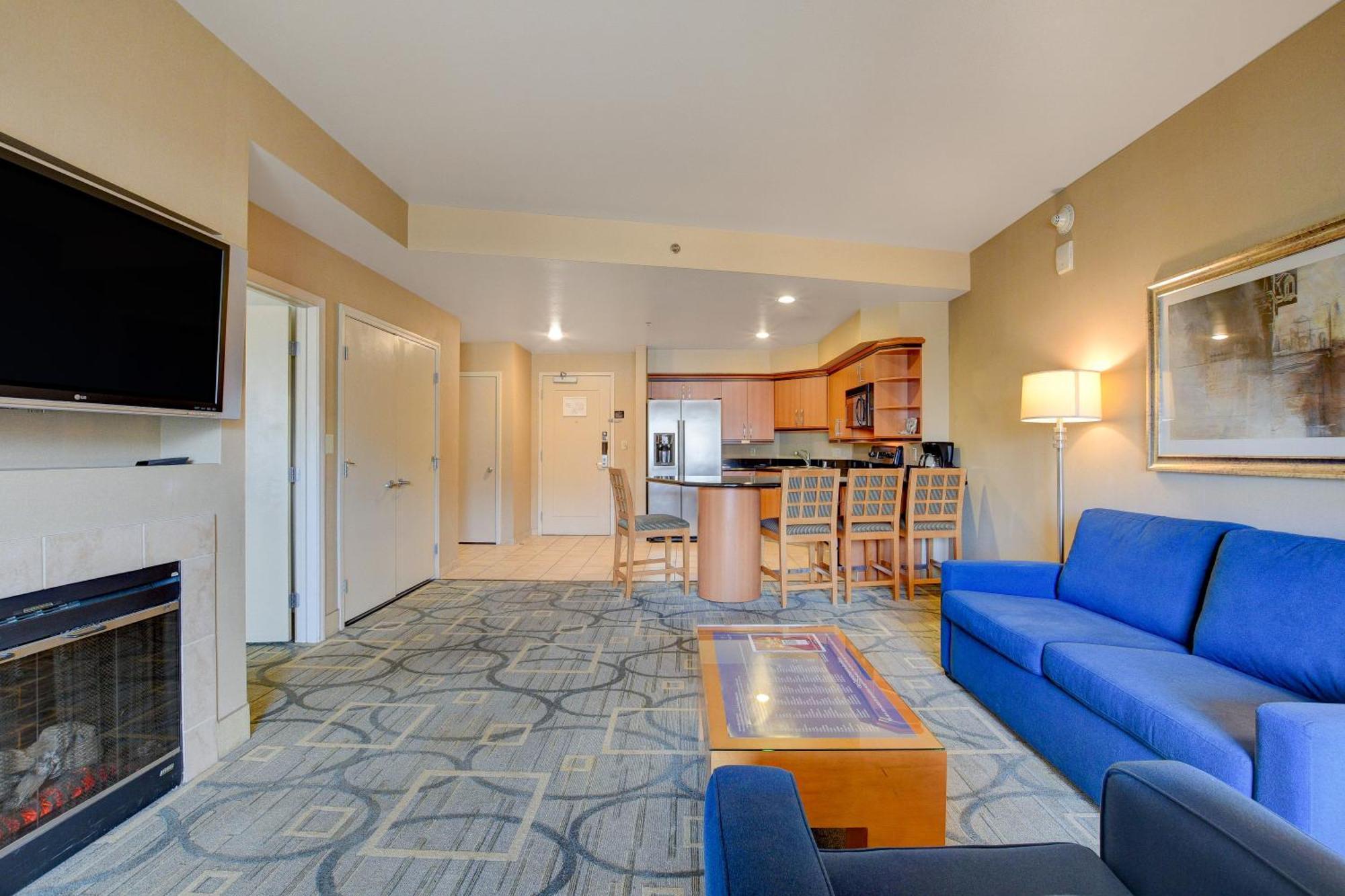 One-Bedroom Suite