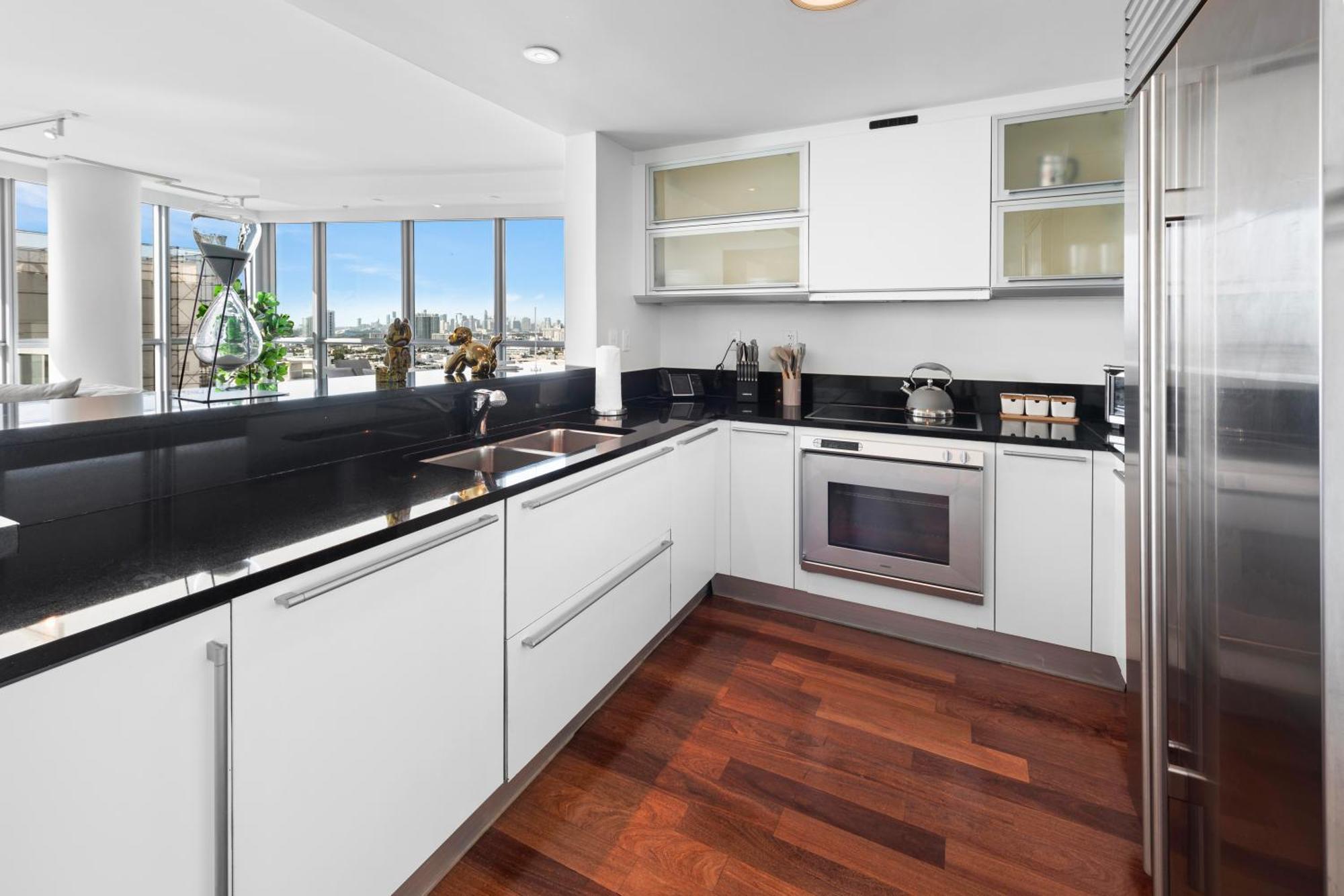 Apartment Sea View