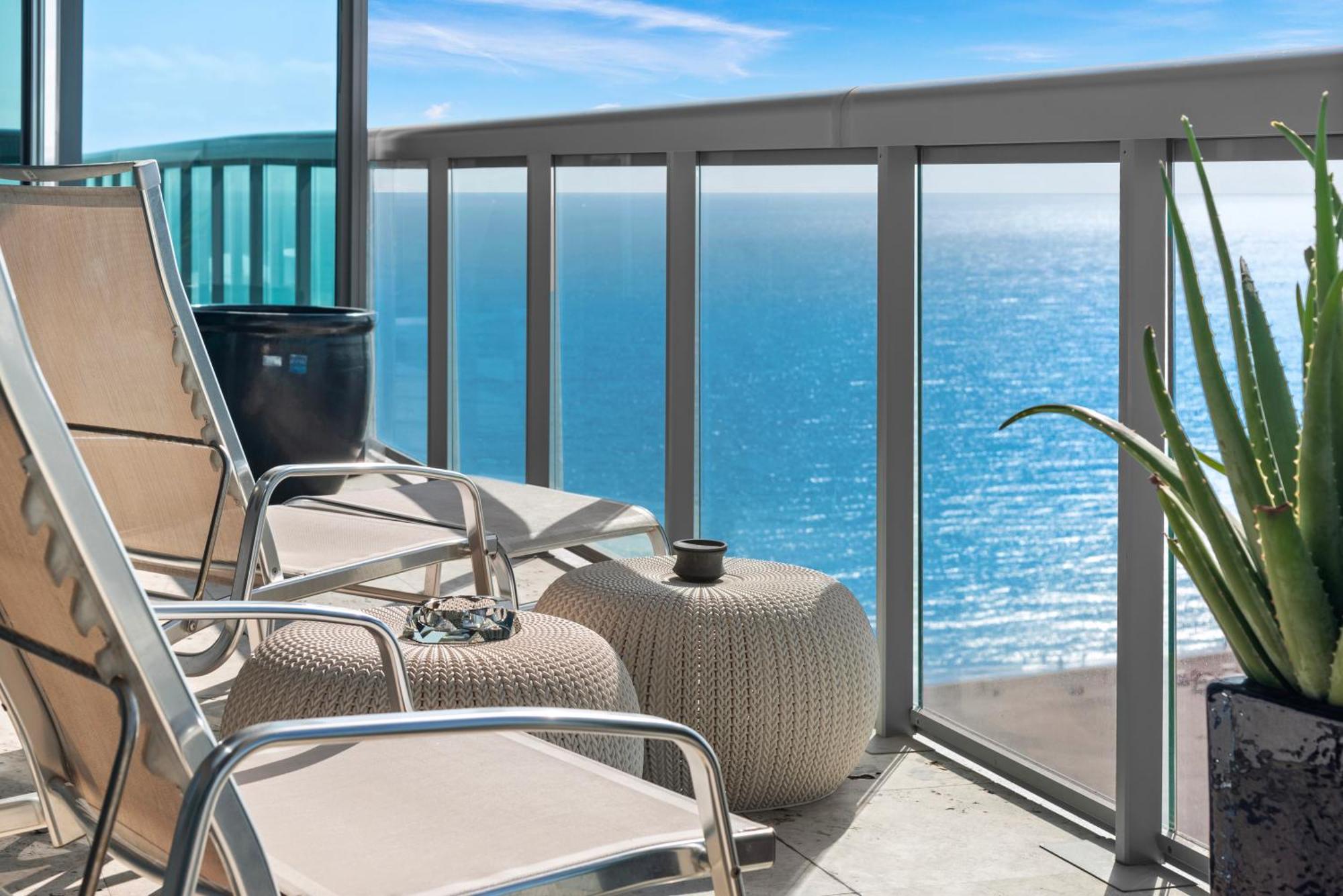 Apartment Sea View