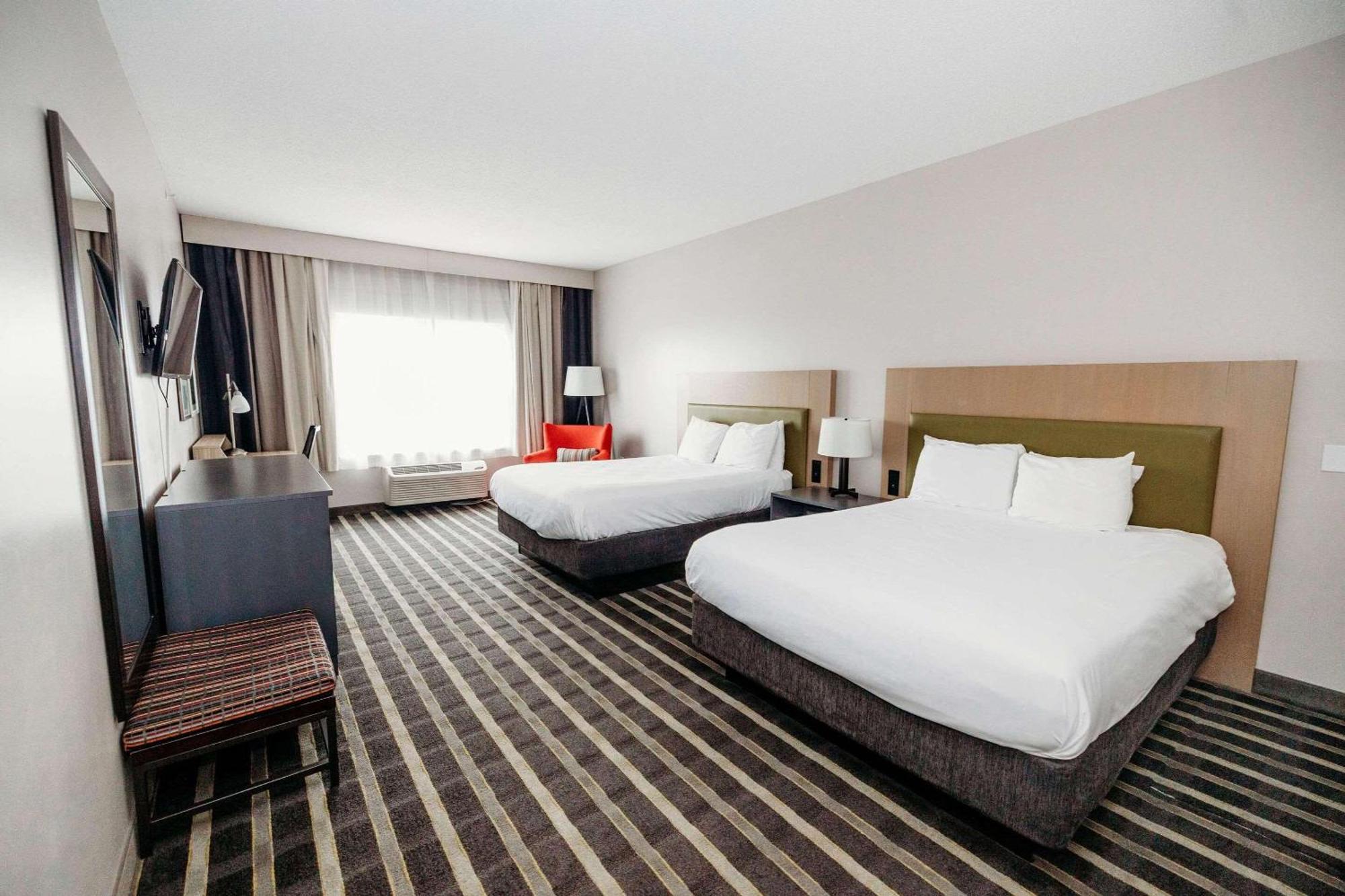 Queen Room Two Queen Beds Disability Access or Non-Smoking