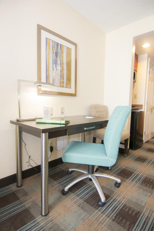 Superior King Studio Suite Non-Smoking