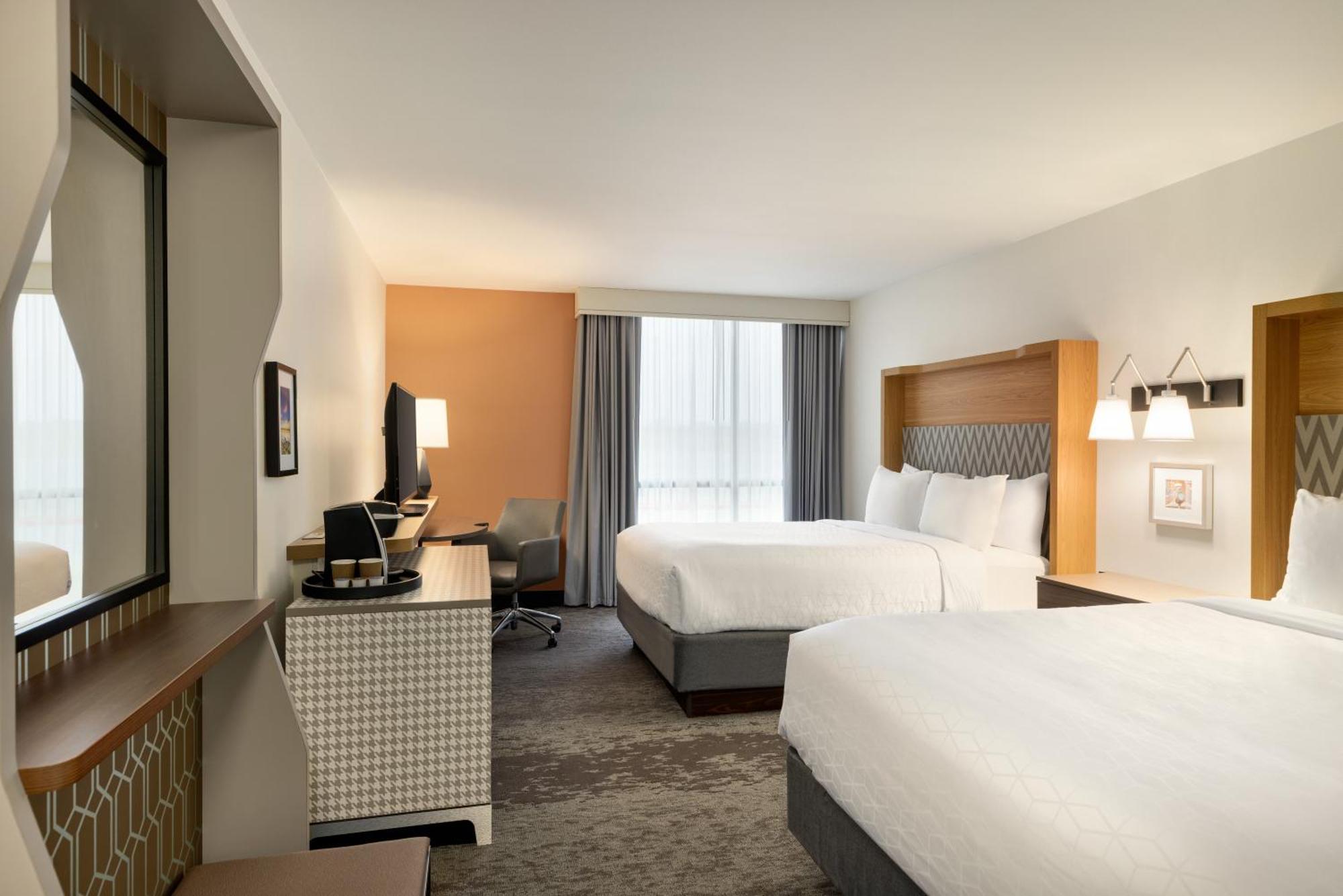 Queen Room Two Queen Beds