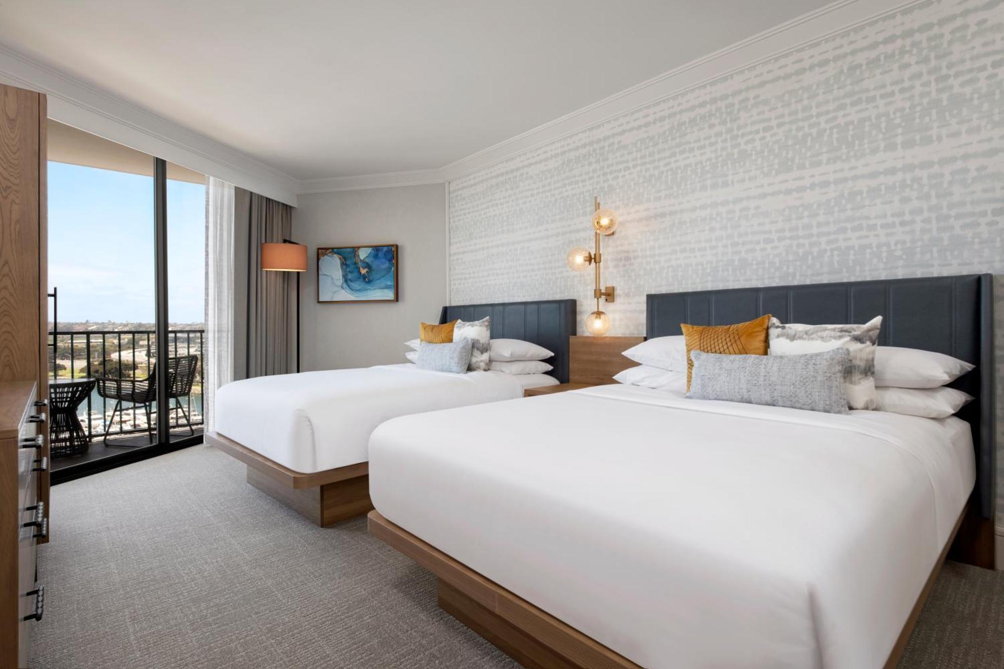 2 Double Beds Marina Tower Executive Guest Room