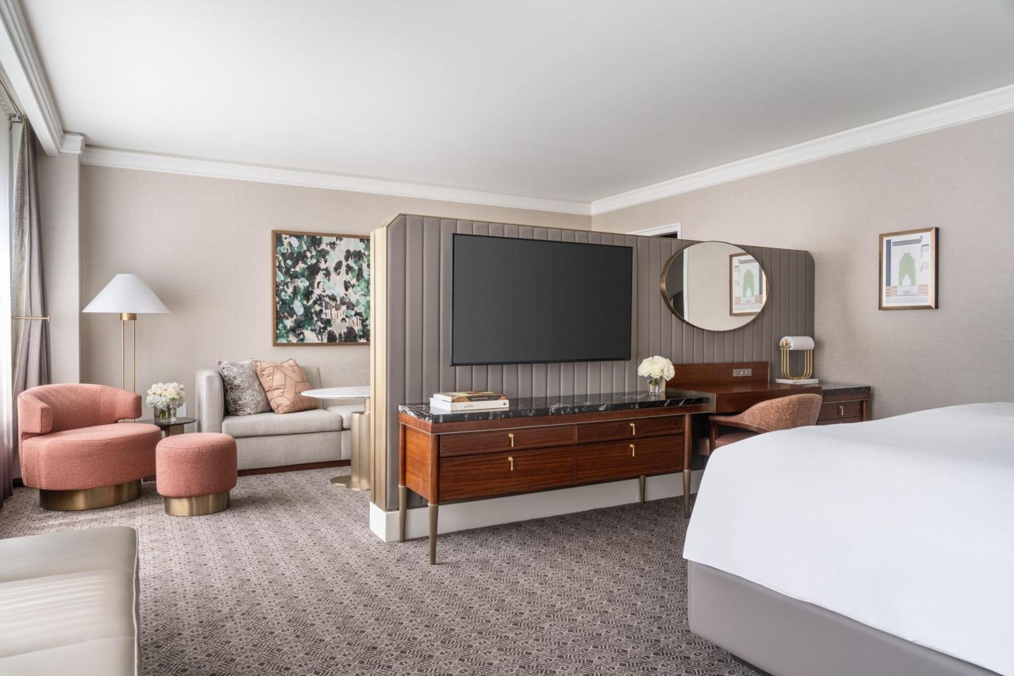 One-Bedroom King Suite Sofa Bed