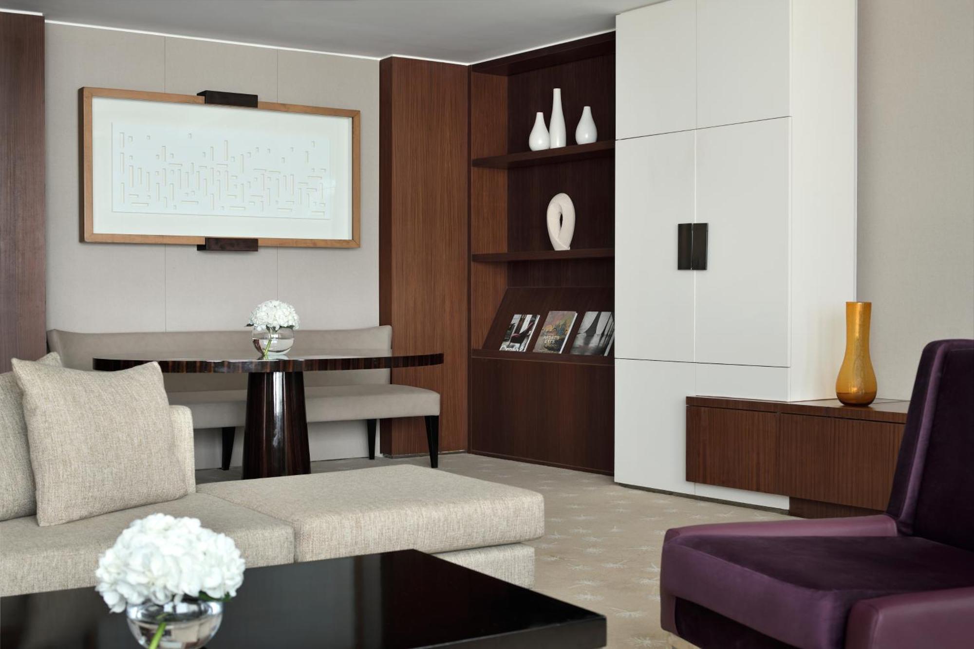 Apartament z 1 sypialnią i wstępem do salonu Club Lounge