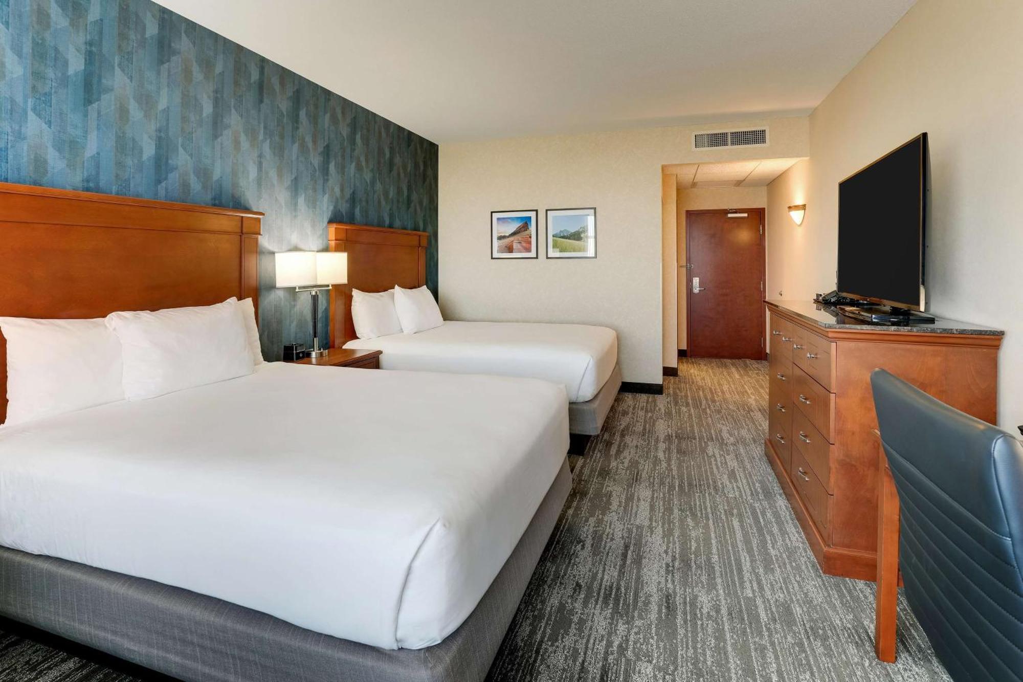 Deluxe Queen Room Two Queen Beds