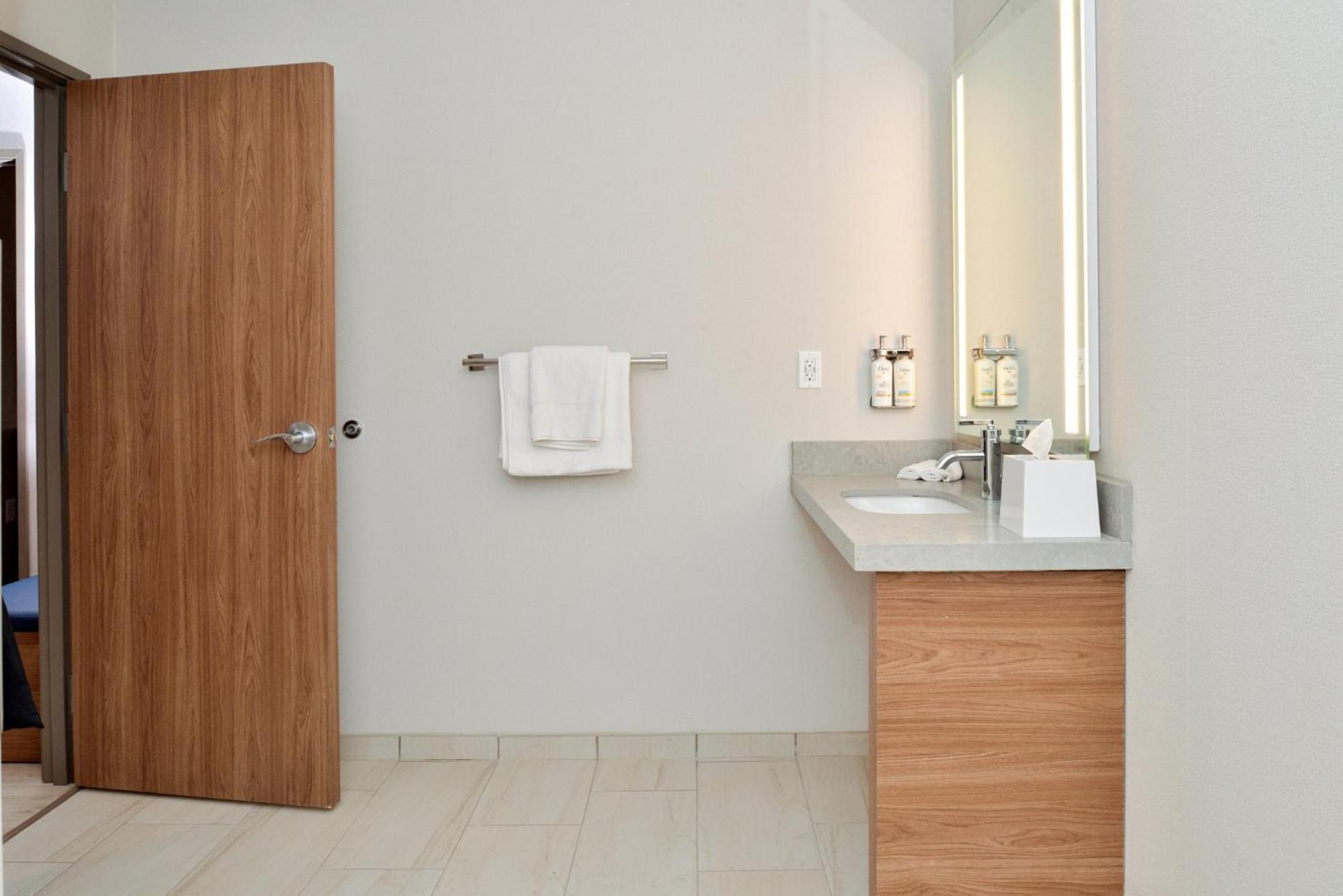 Studio Queen Suite Two Queen Beds Communications Accessible