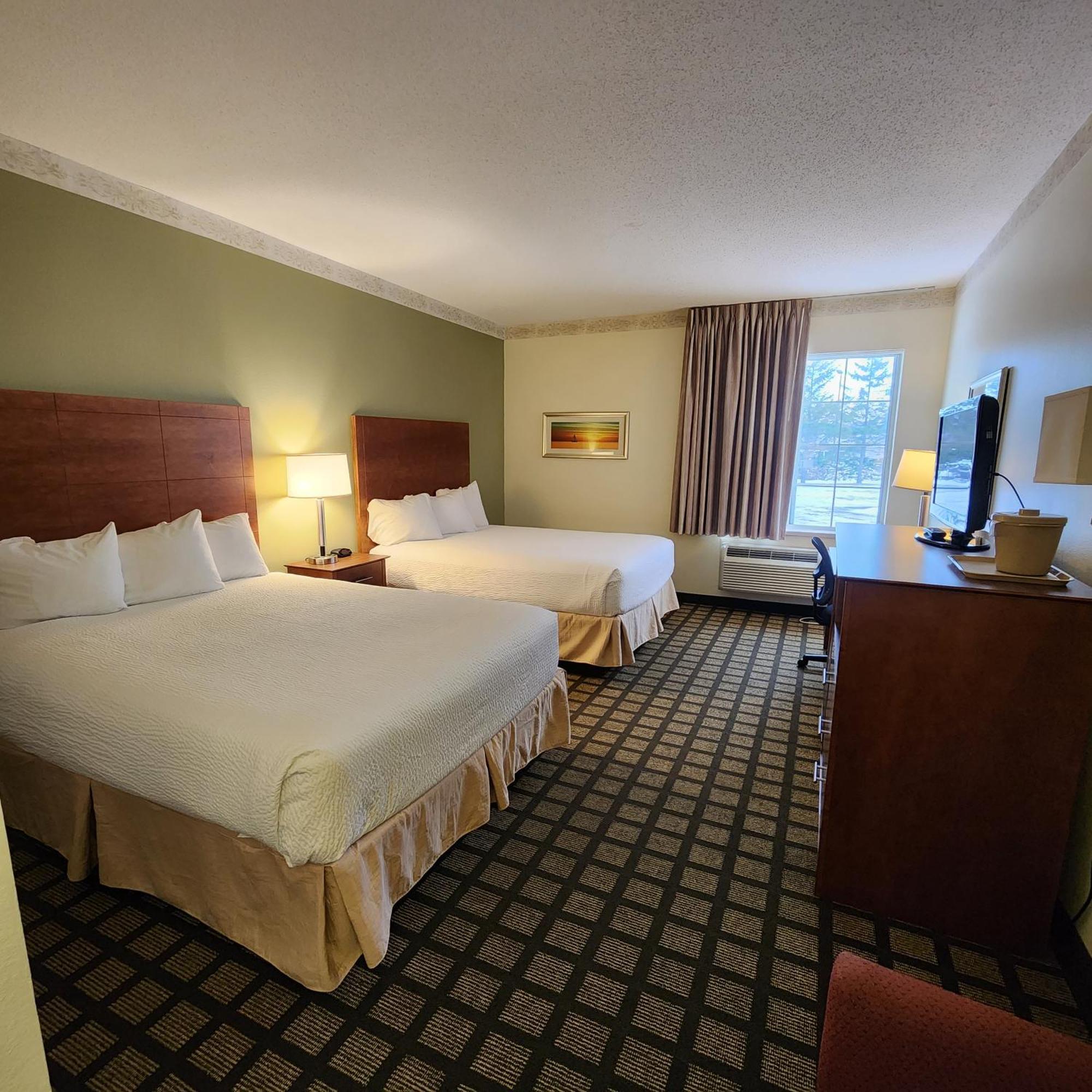 Queen Room Two Queen Beds Non-Smoking