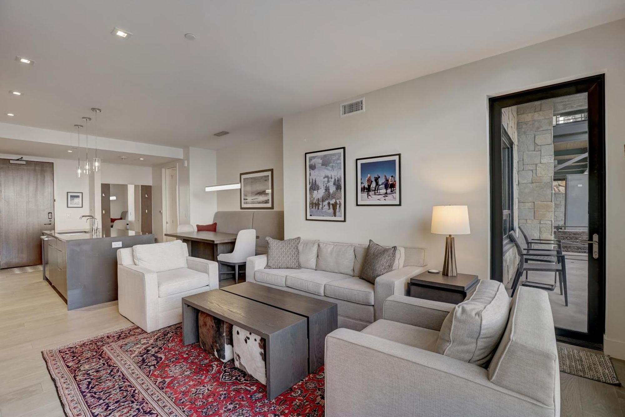 2 Bedroom Condominium #114