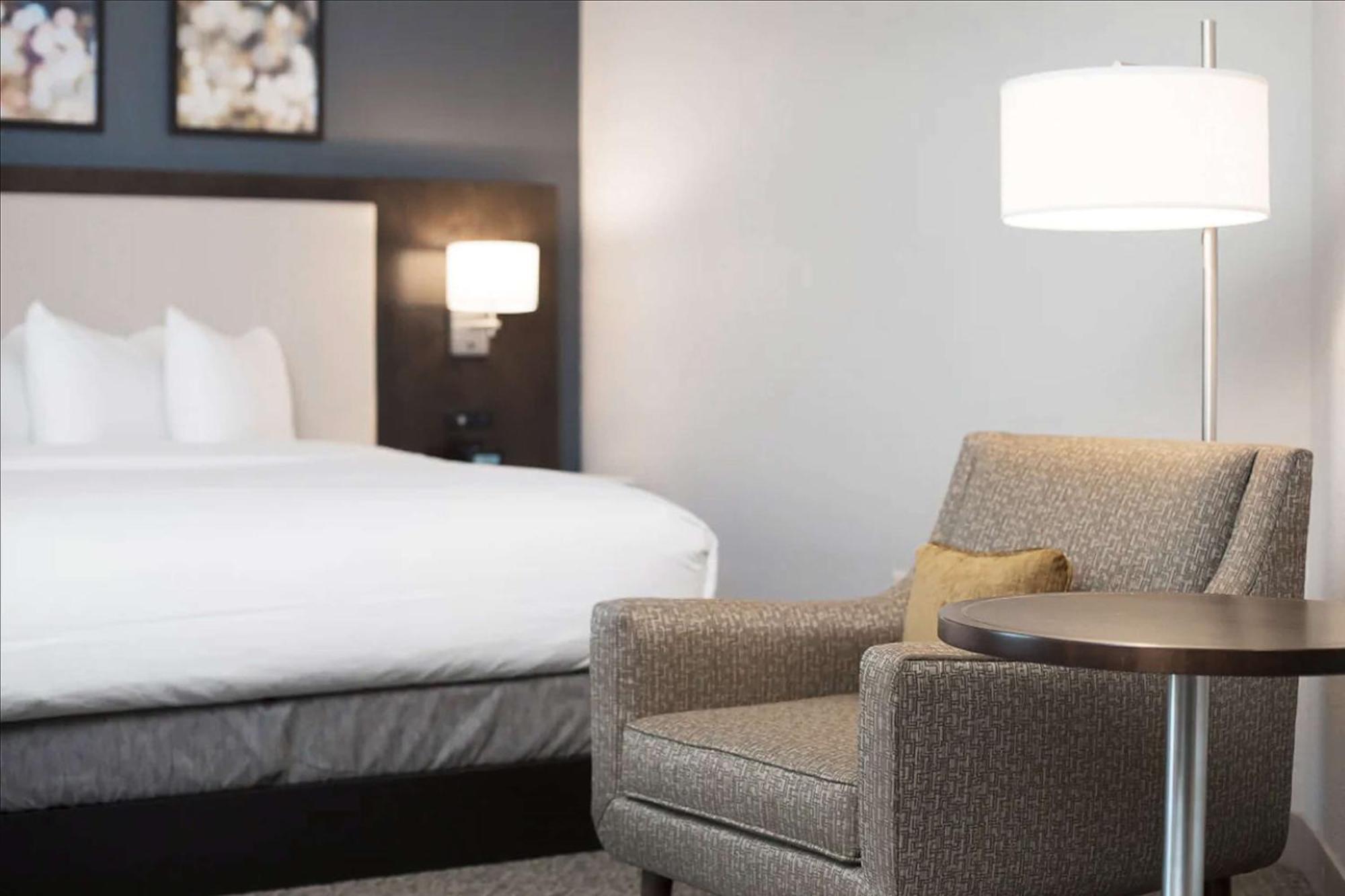 Junior King Suite