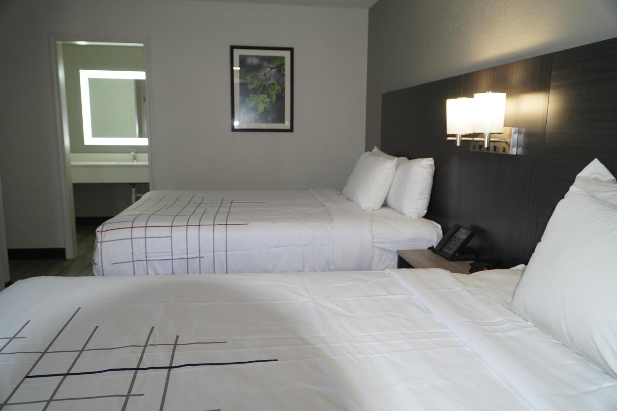 Double Room Two Double Beds Non-Smoking