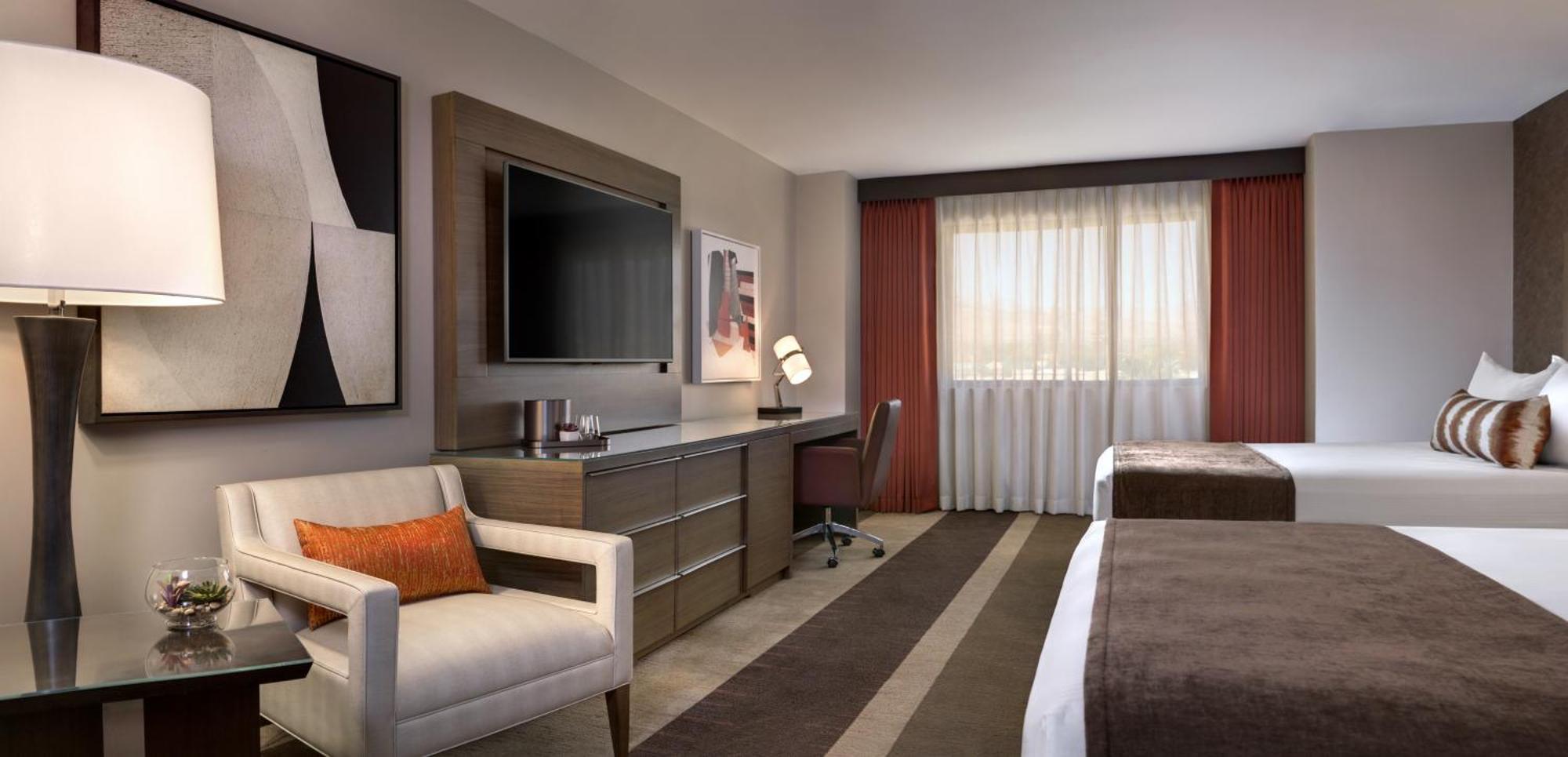 Deluxe Room Bed Type Assigned at Check