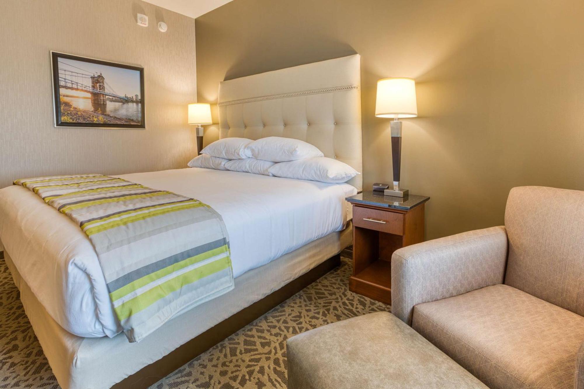 Deluxe King Room