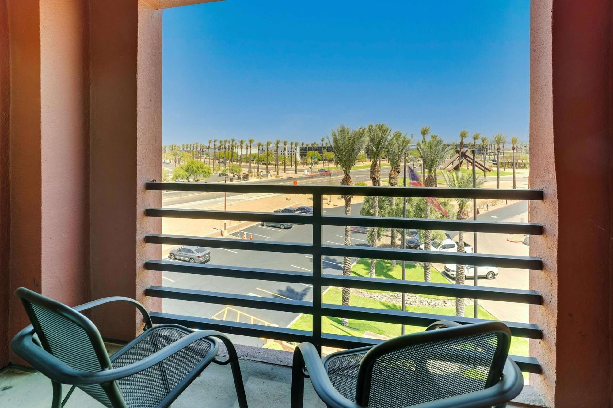 King Suite Sofa Bed Terrace