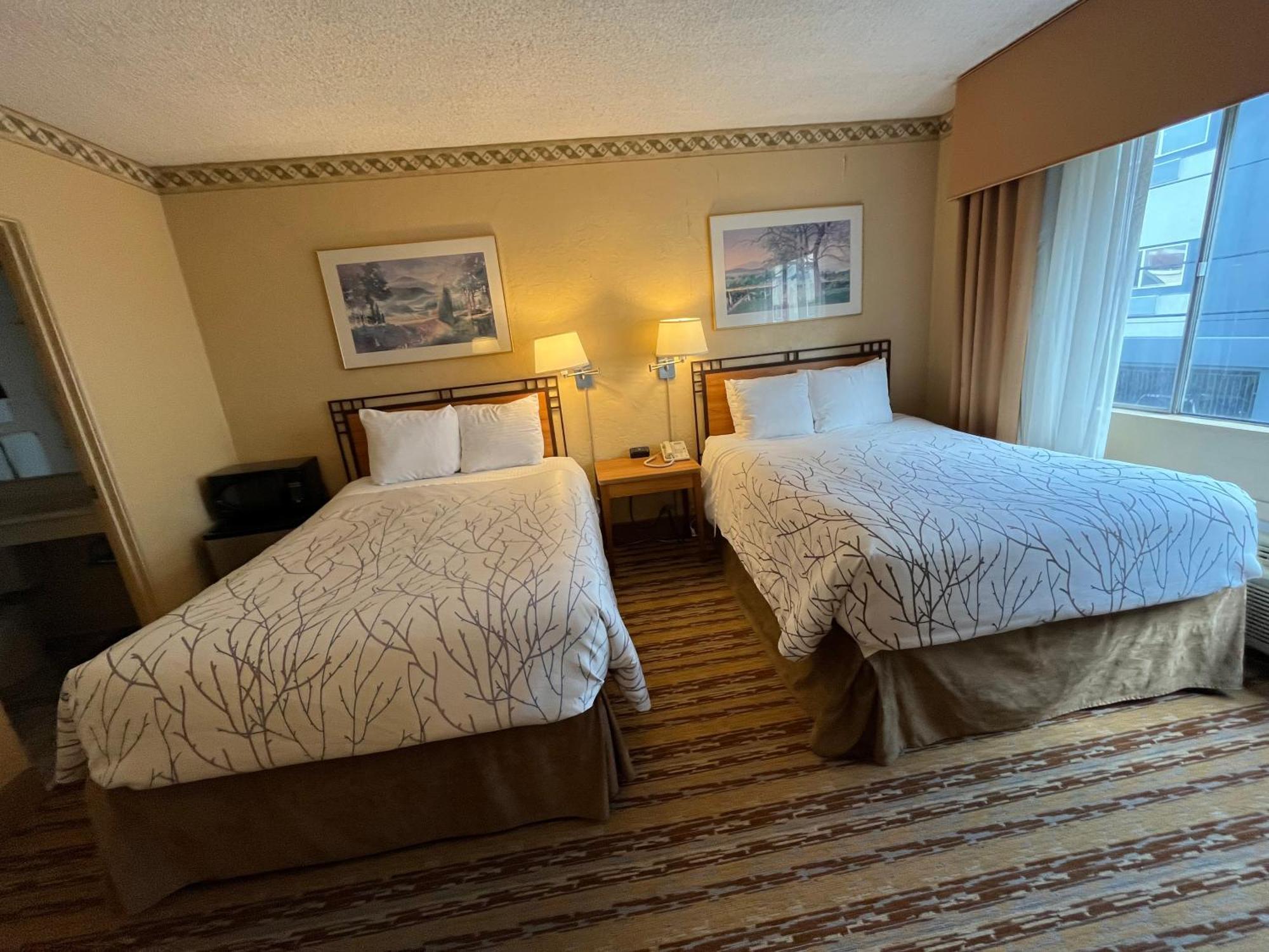 Double Room Two Double Beds Non-Smoking