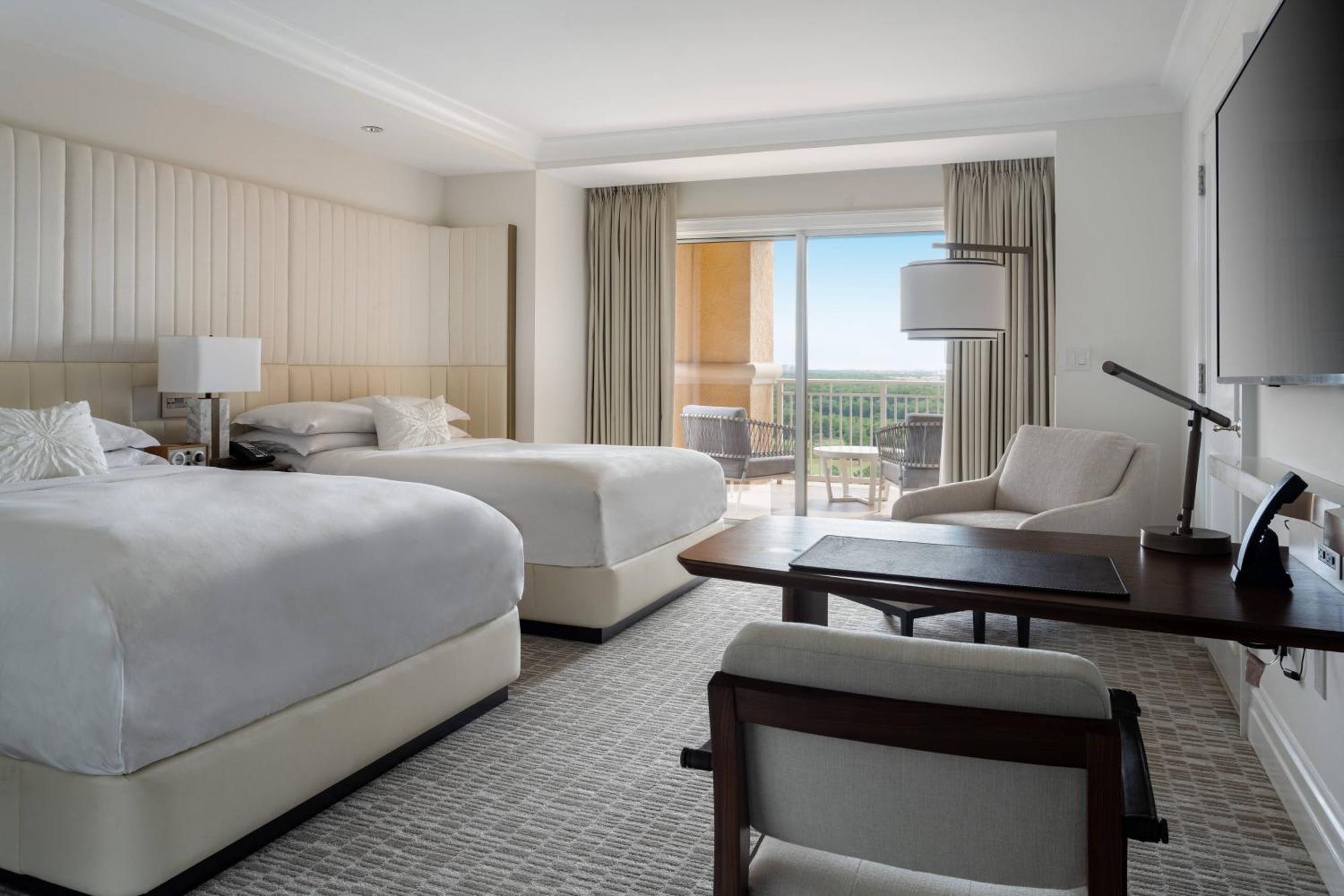 2 Queen Beds Lakefront View Pool View Hearing Accessible Guest Room