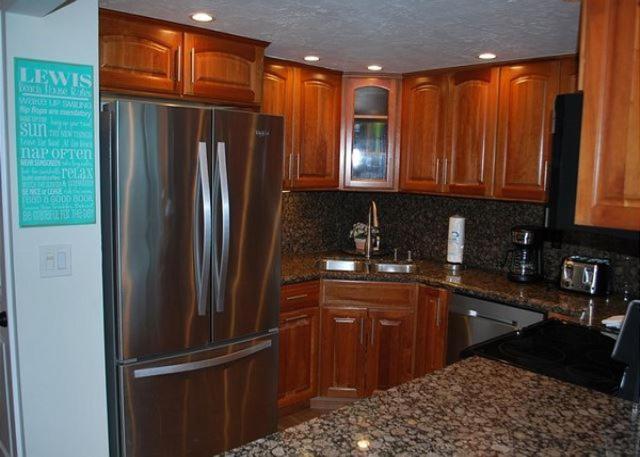 Two-Bedroom Apartment Ocean View
