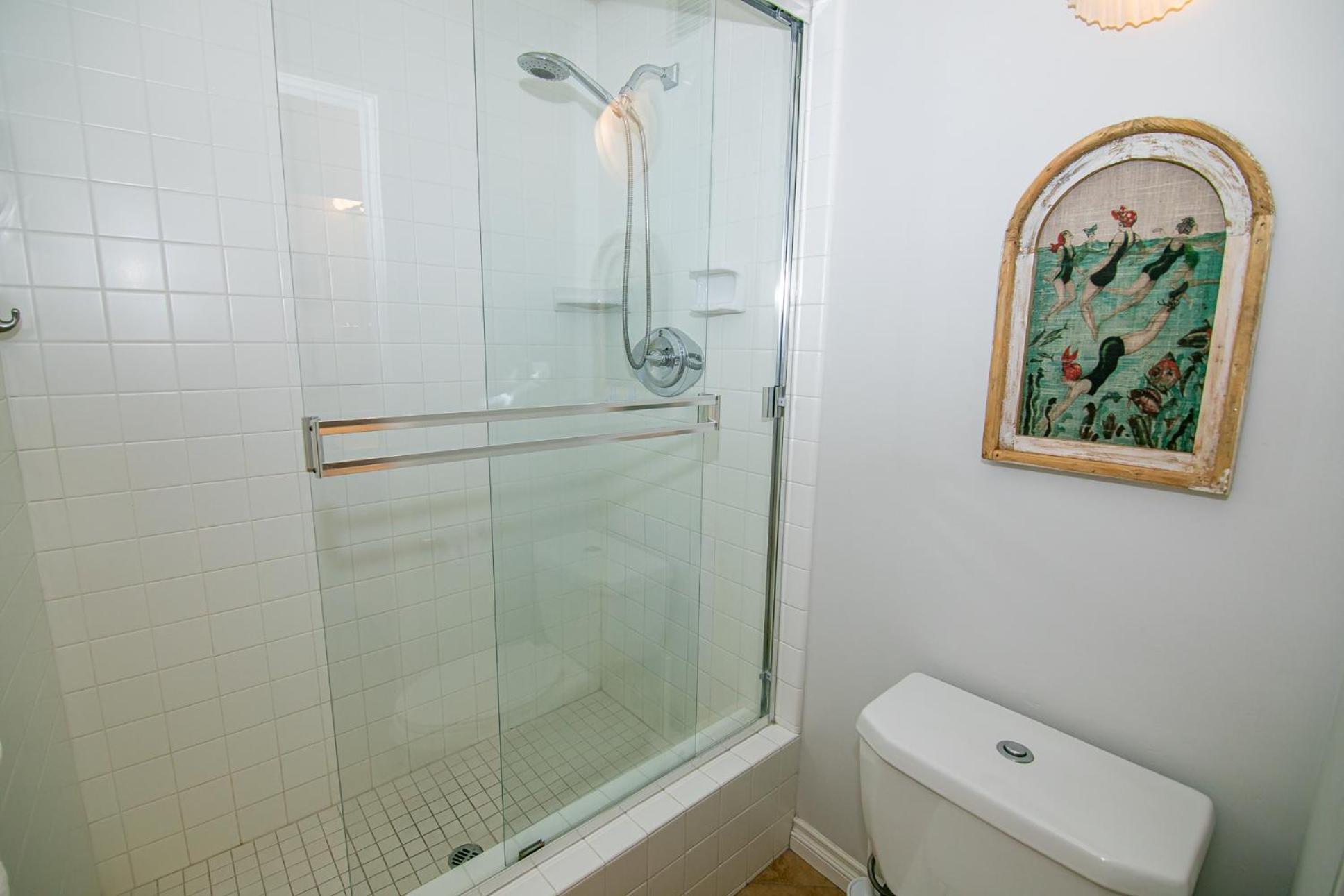 Two-Bedroom Apartment Ocean View