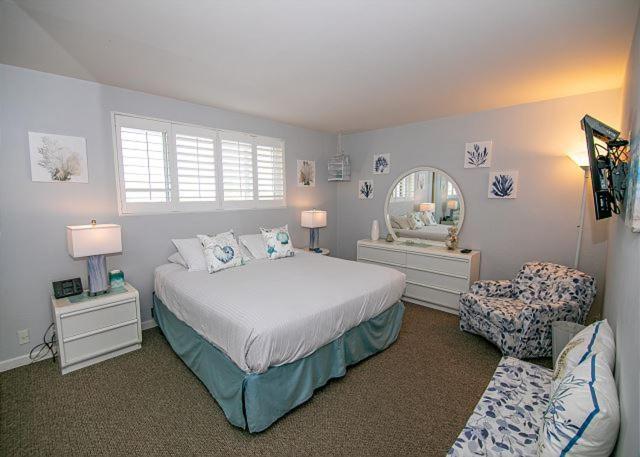 One-Bedroom Apartment Ocean View