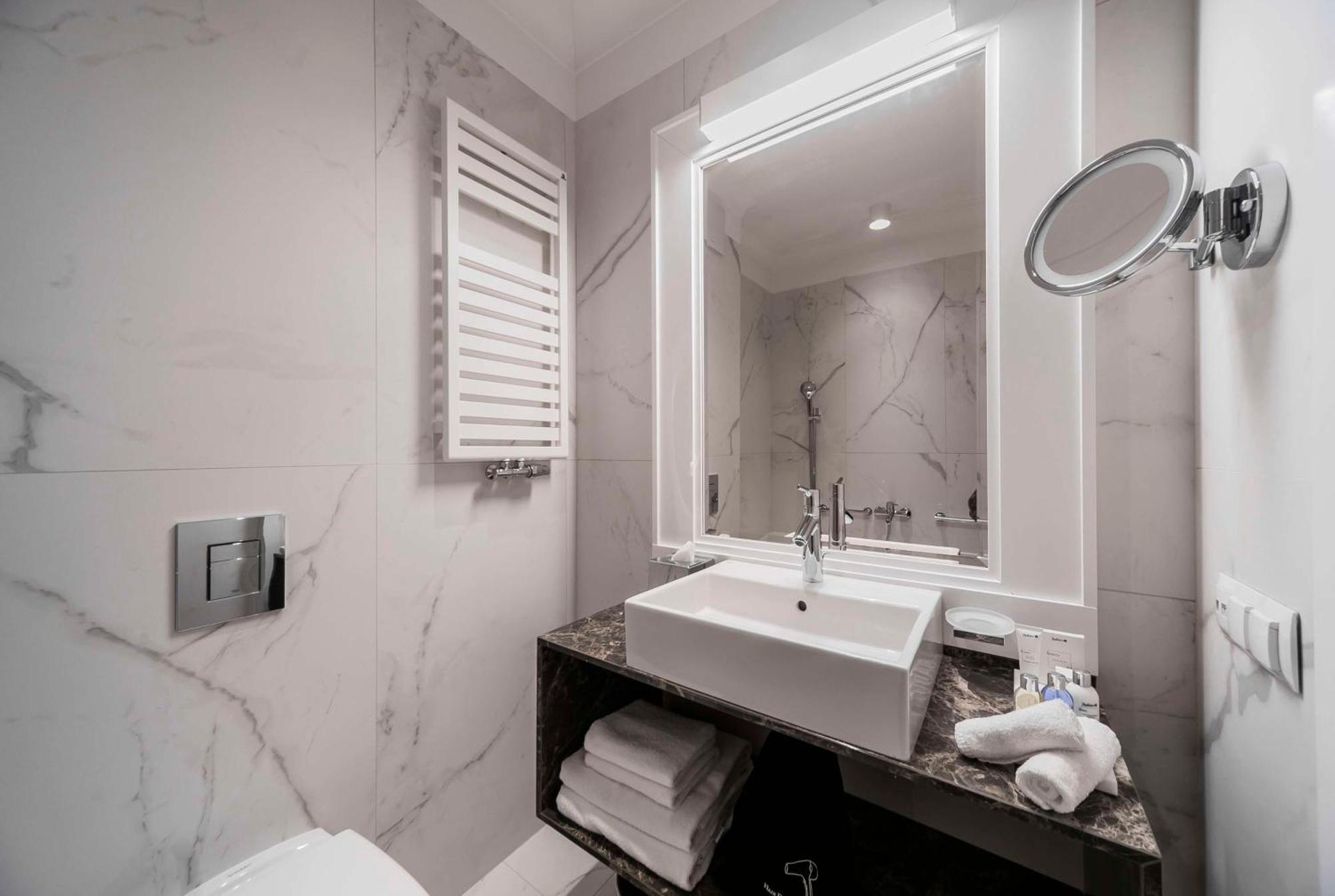 Apartament typu Premium Suite z balkonem