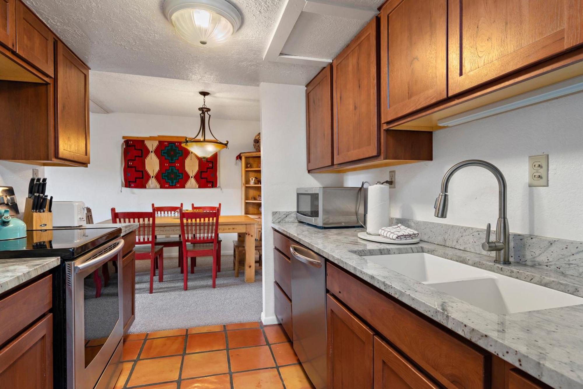 1 Bedroom Condominium