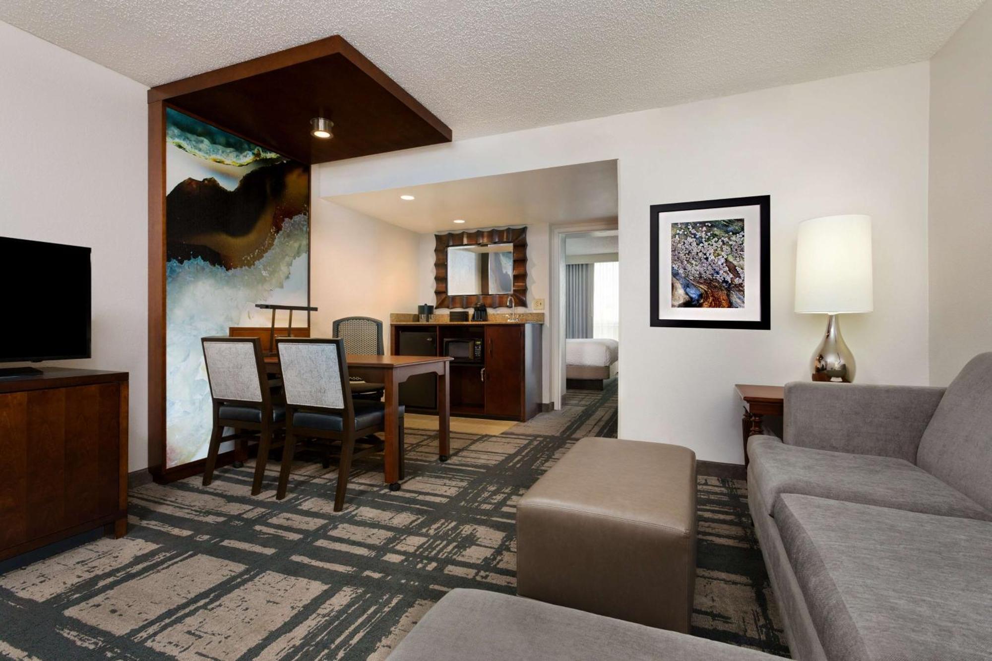 One-Bedroom King Suite Sofa Bed