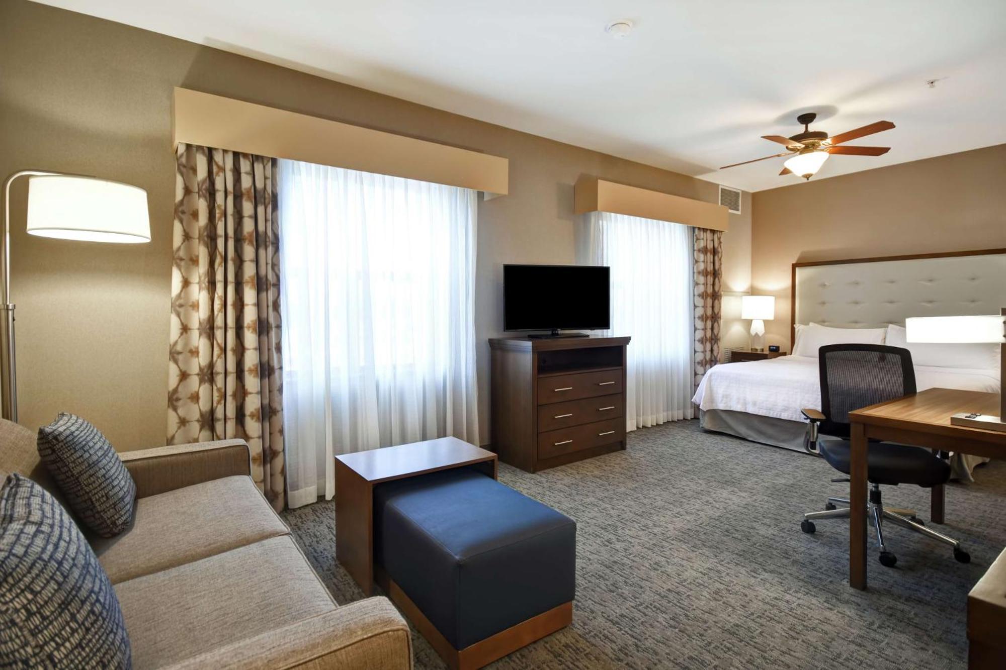 King Studio Suite Non-Smoking