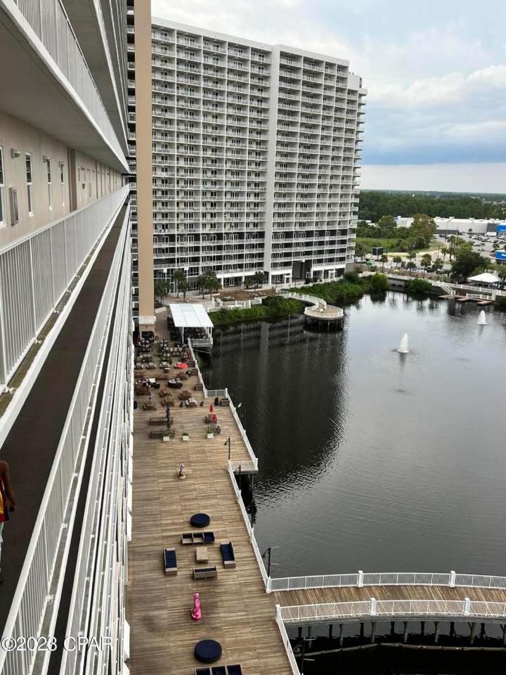Apartment Lake View