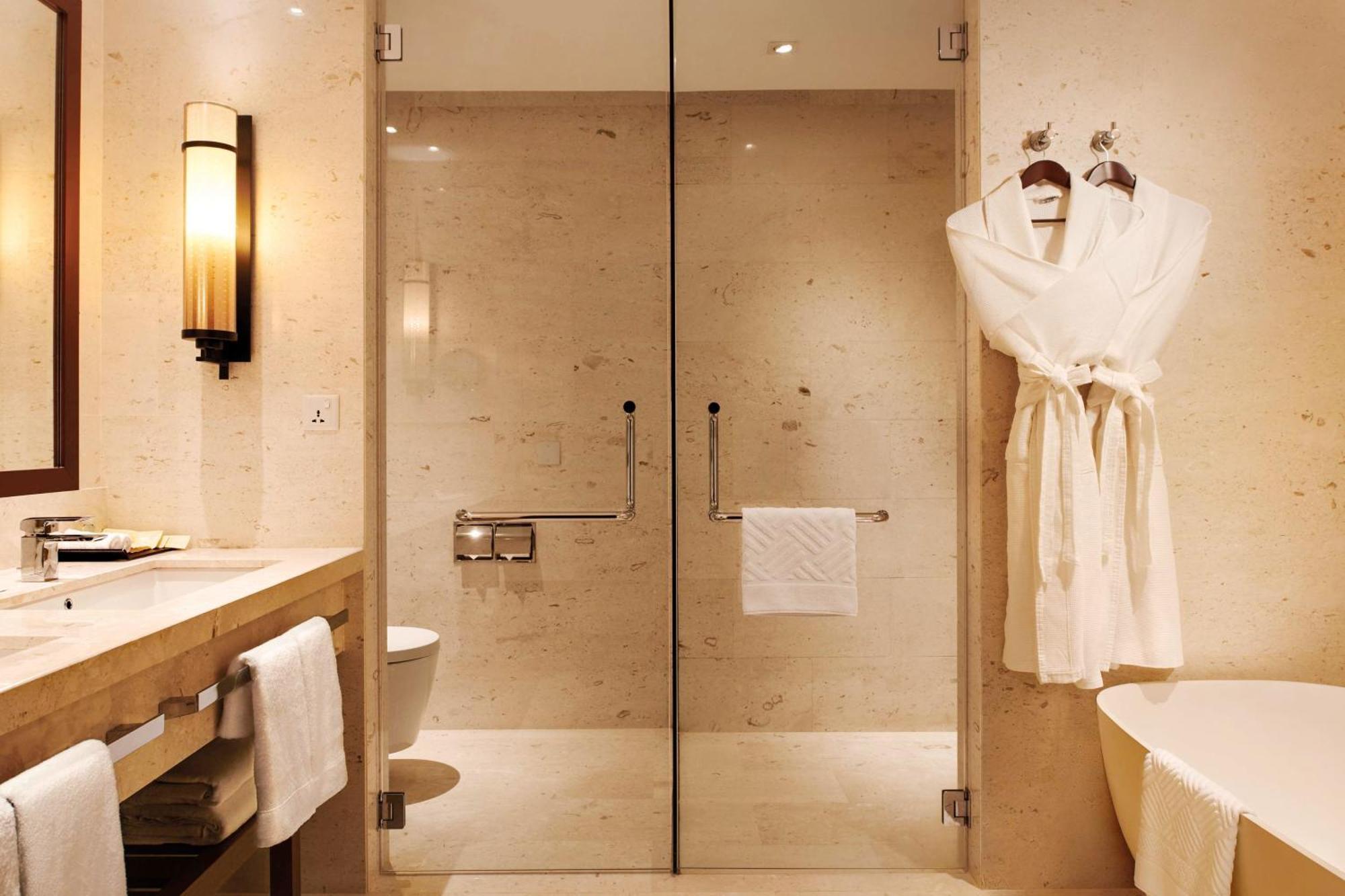 Executive King Suite