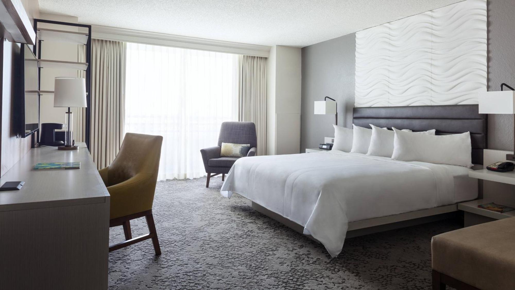 Guest Room 1 King