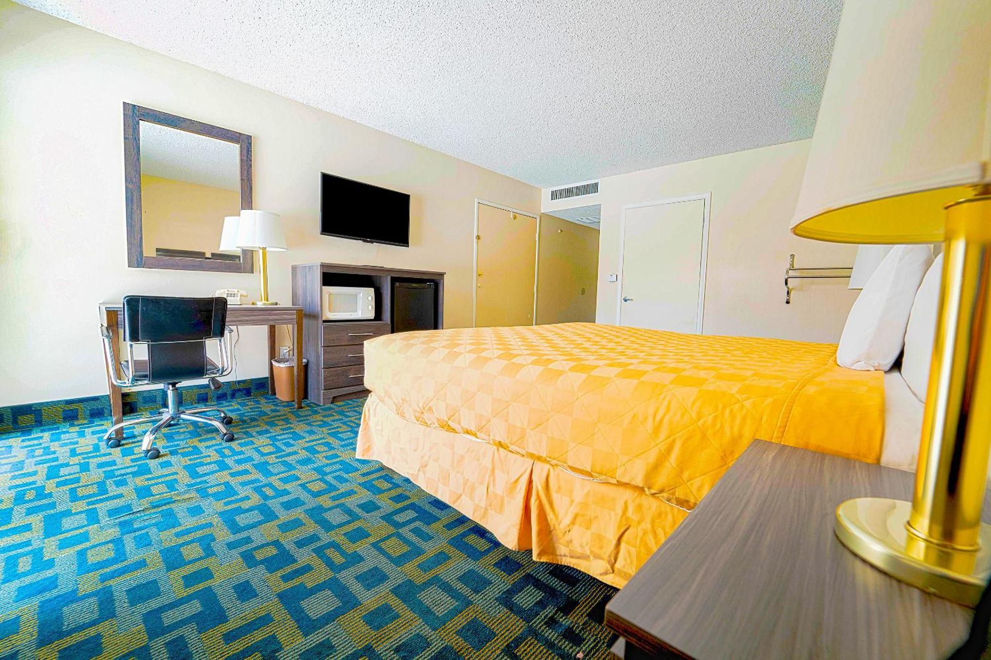 King Bed Accessible