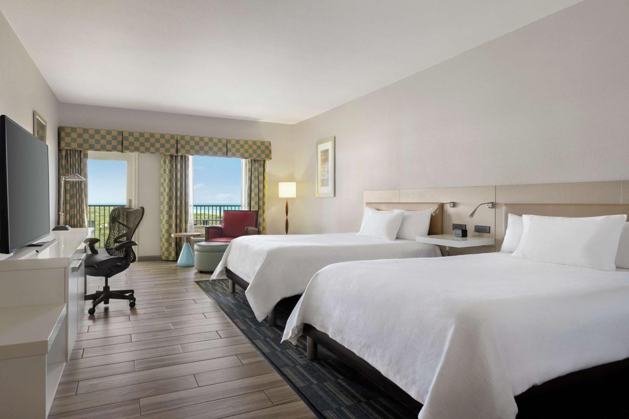 Queen Suite Two Queen Beds Bath Tub Disability Access or Non-Smoking